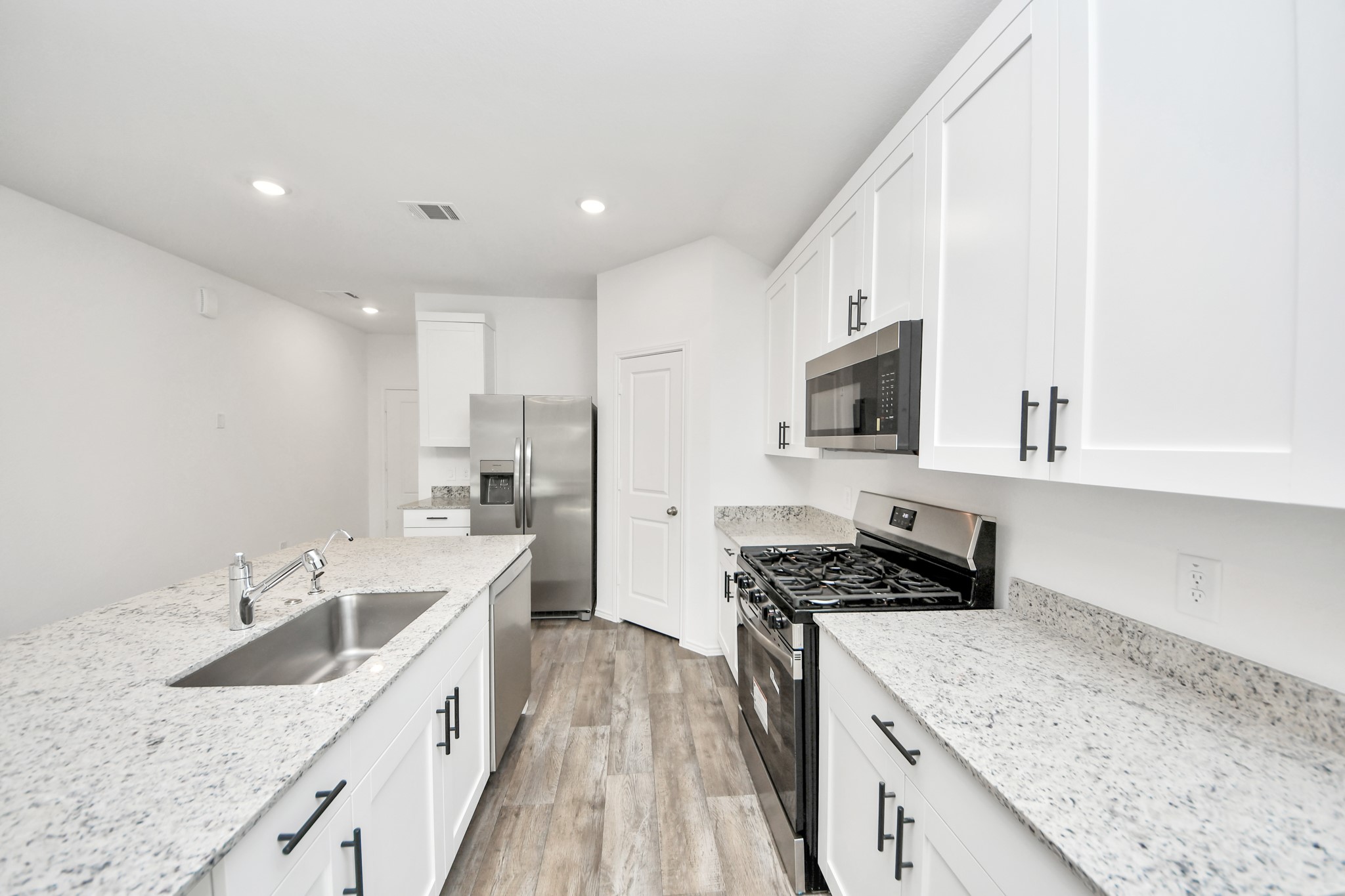 31426 Harp Ridge Drive Property Photo 14