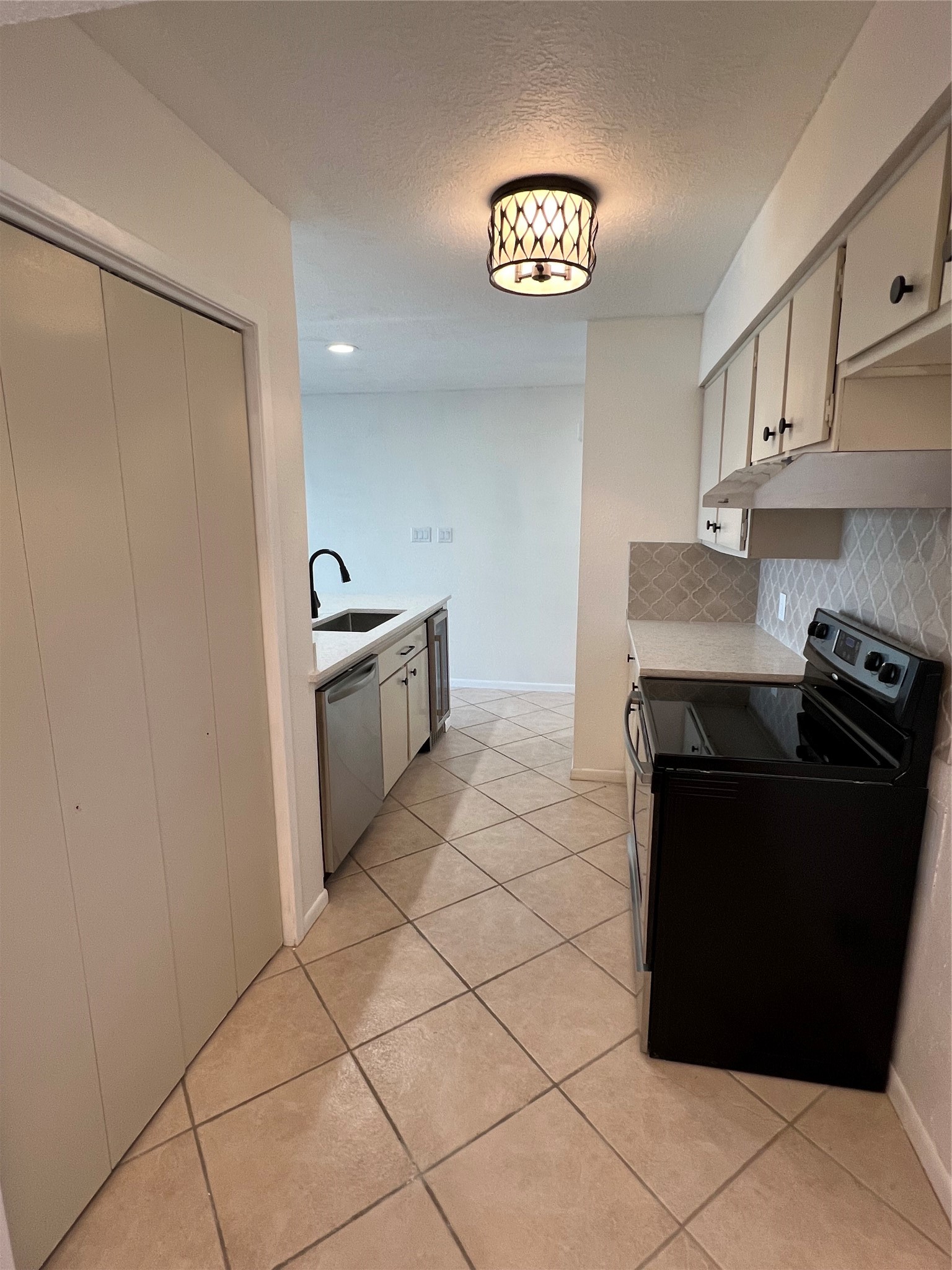 12500 Melville Drive 243d Property Photo 4