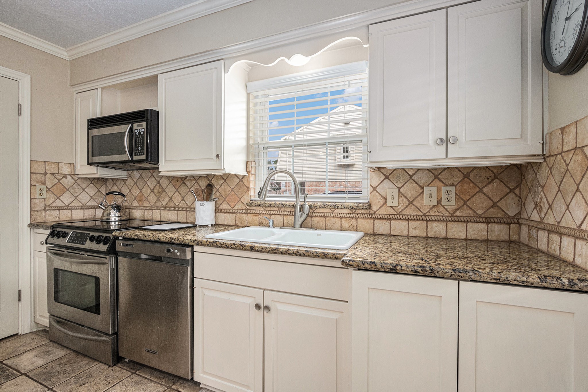 2137 Winrock Boulevard 26 Property Photo 8