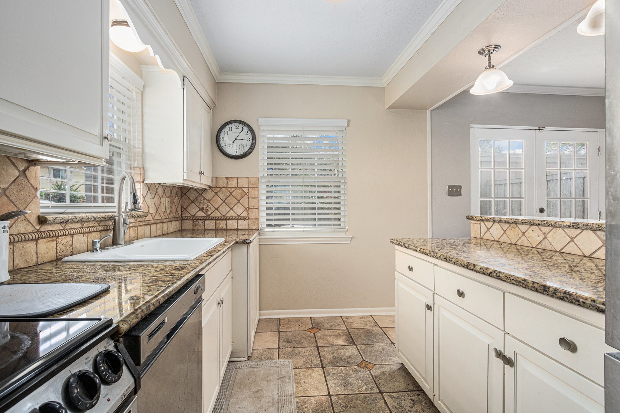 2137 Winrock Boulevard 26 Property Photo 9