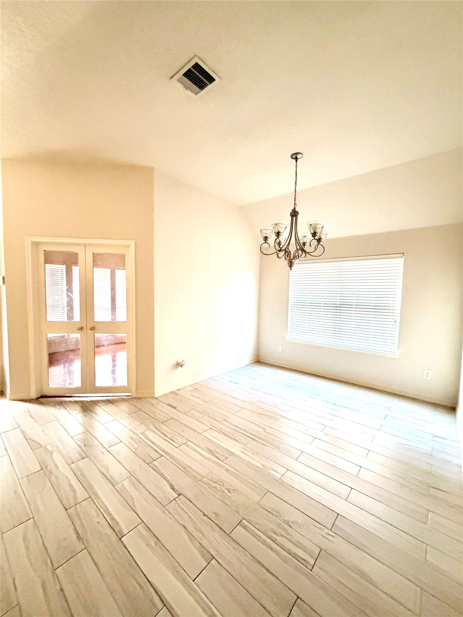 10823 Coral Garden Lane Property Photo 9