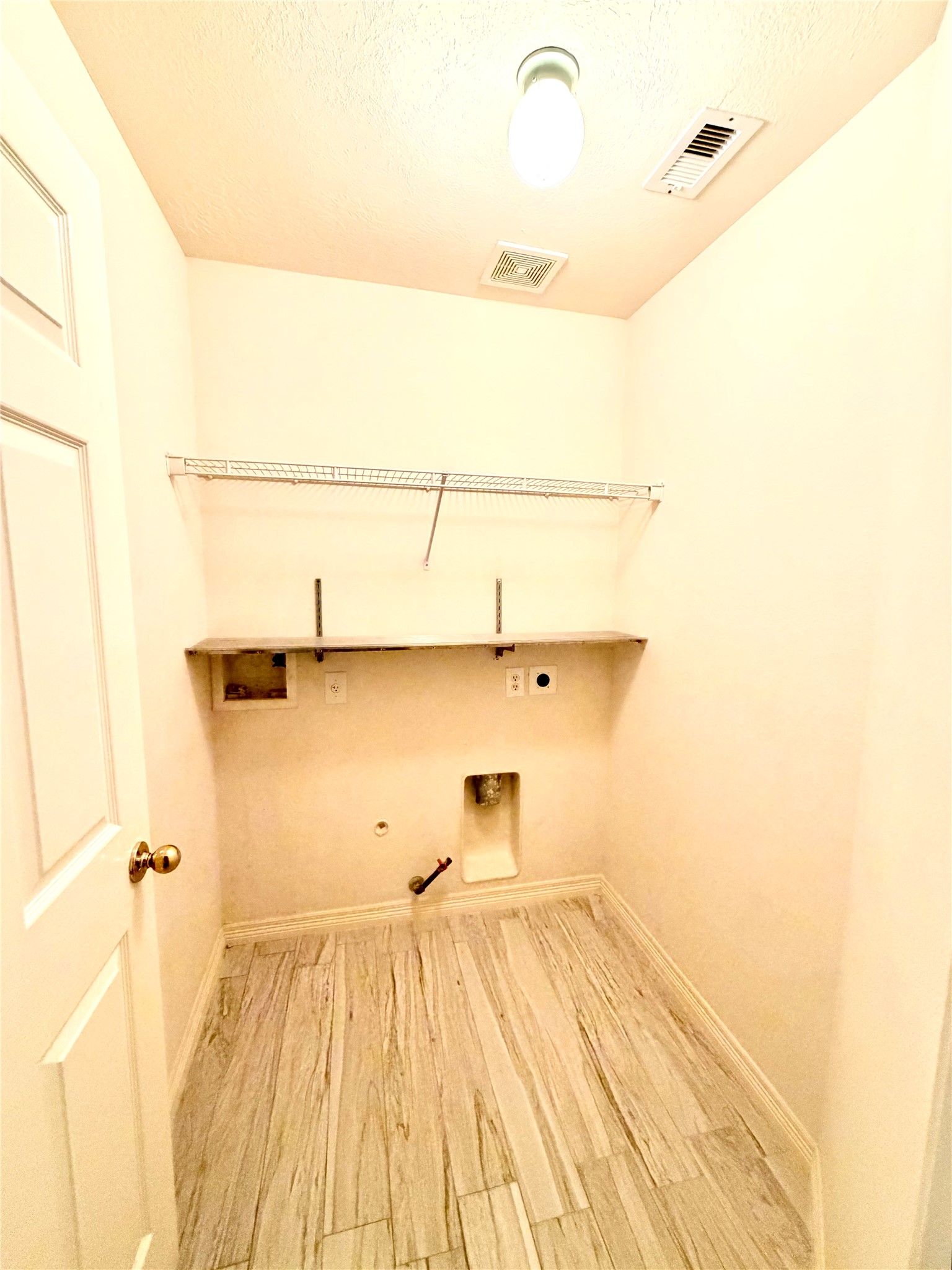 10823 Coral Garden Lane Property Photo 14