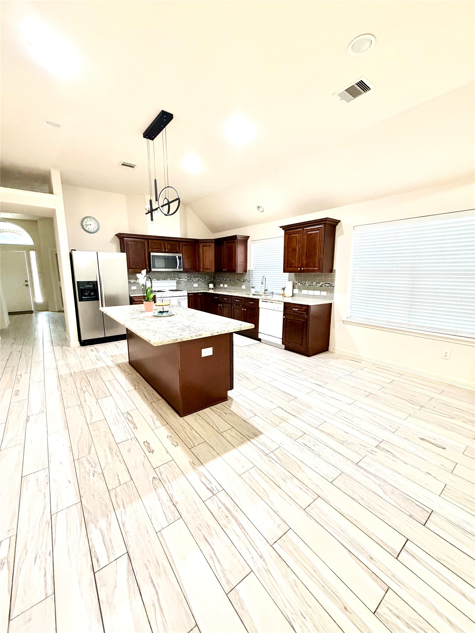 10823 Coral Garden Lane Property Photo 25