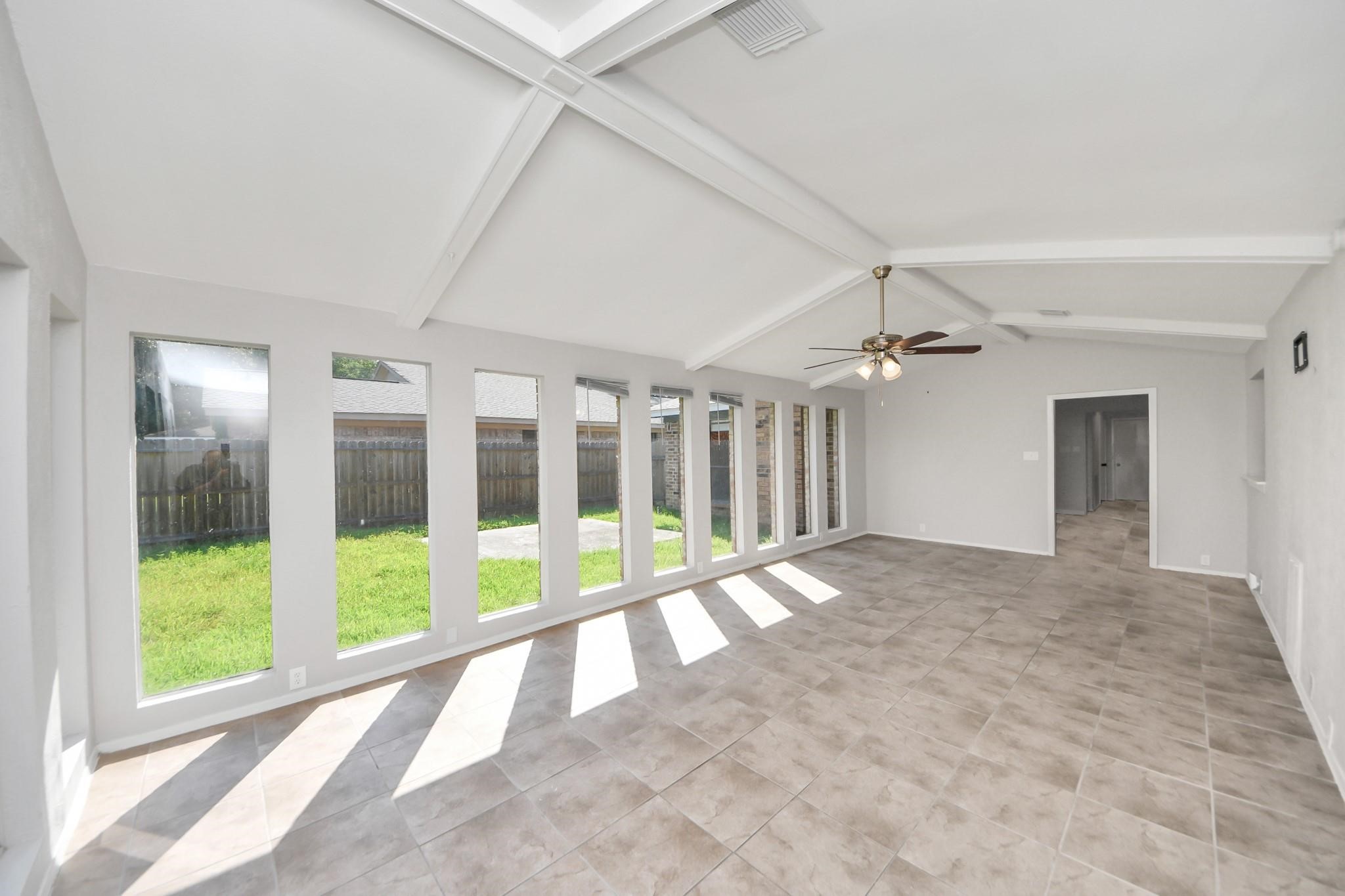 7303 Foxwick Lane Property Photo 11