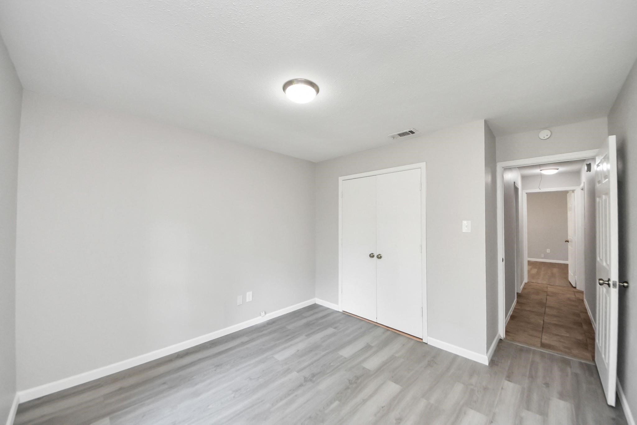 7303 Foxwick Lane Property Photo 13