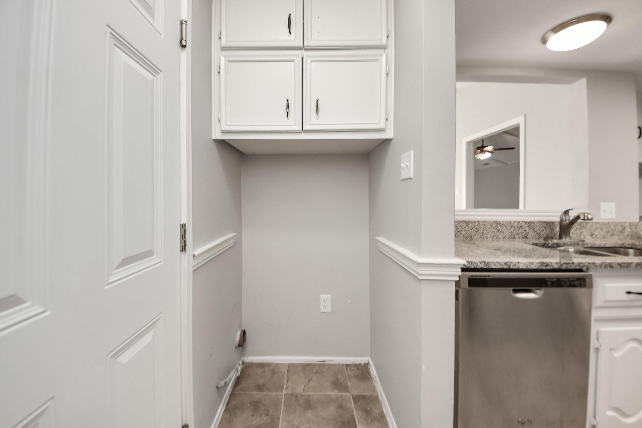7303 Foxwick Lane Property Photo 24