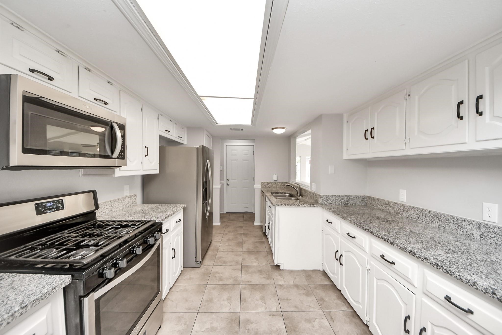 7303 Foxwick Lane Property Photo 28