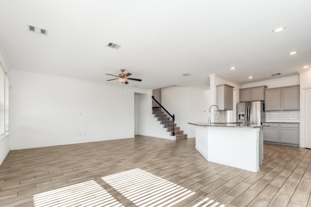 2614 Autumn Hills Lane Property Photo 2