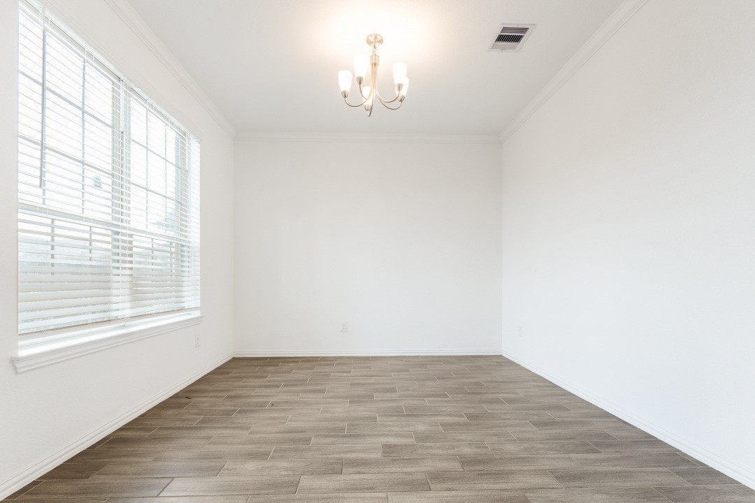 2614 Autumn Hills Lane Property Photo 5