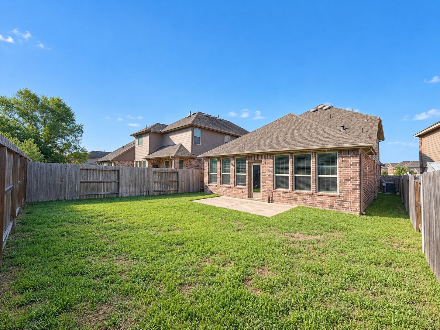 17758 White Lightning Way Property Photo 21