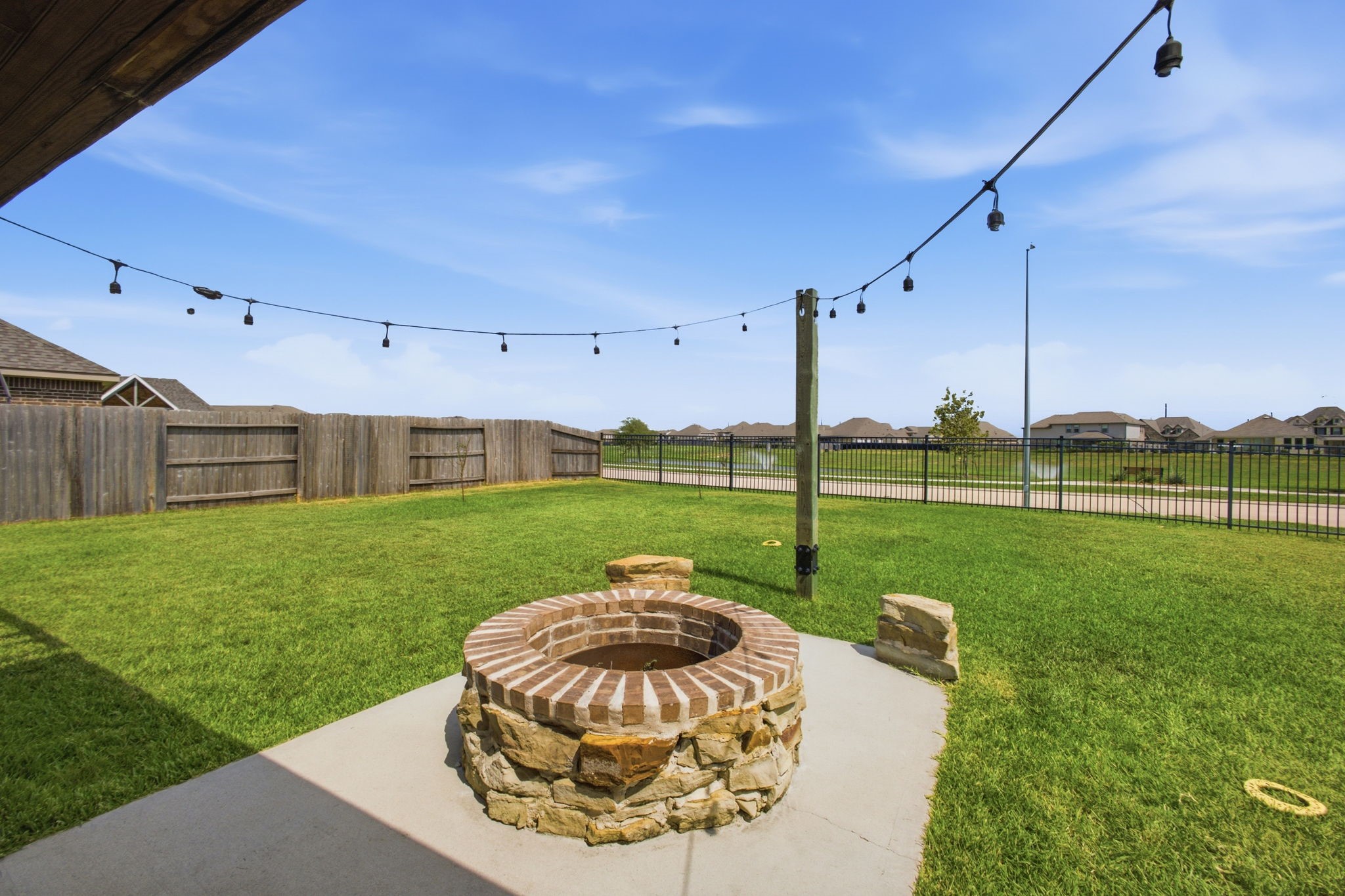 15002 Gulfstream Park Avenue Property Photo 9