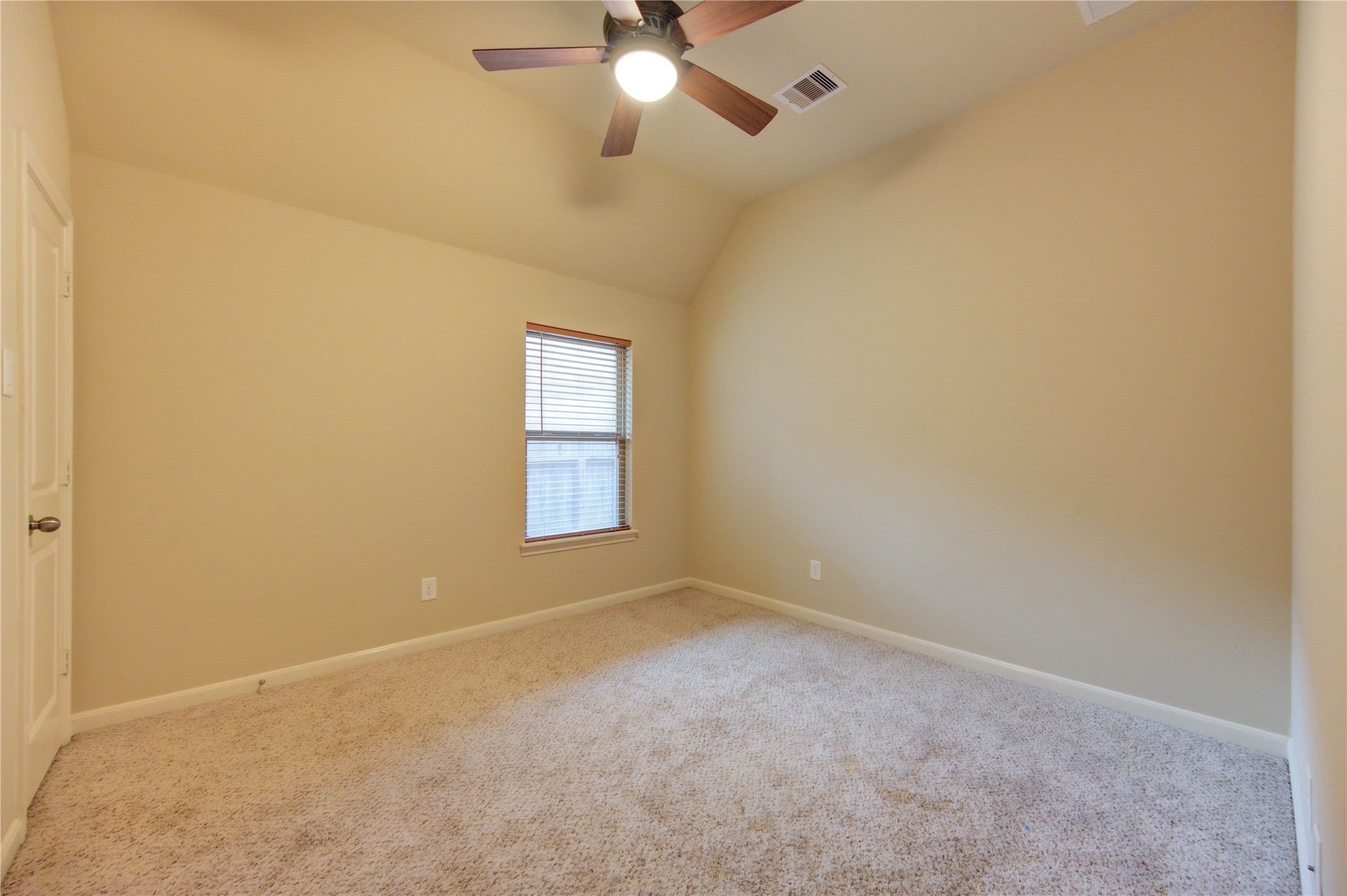 20702 Elderwood Terrace Drive Property Photo 9