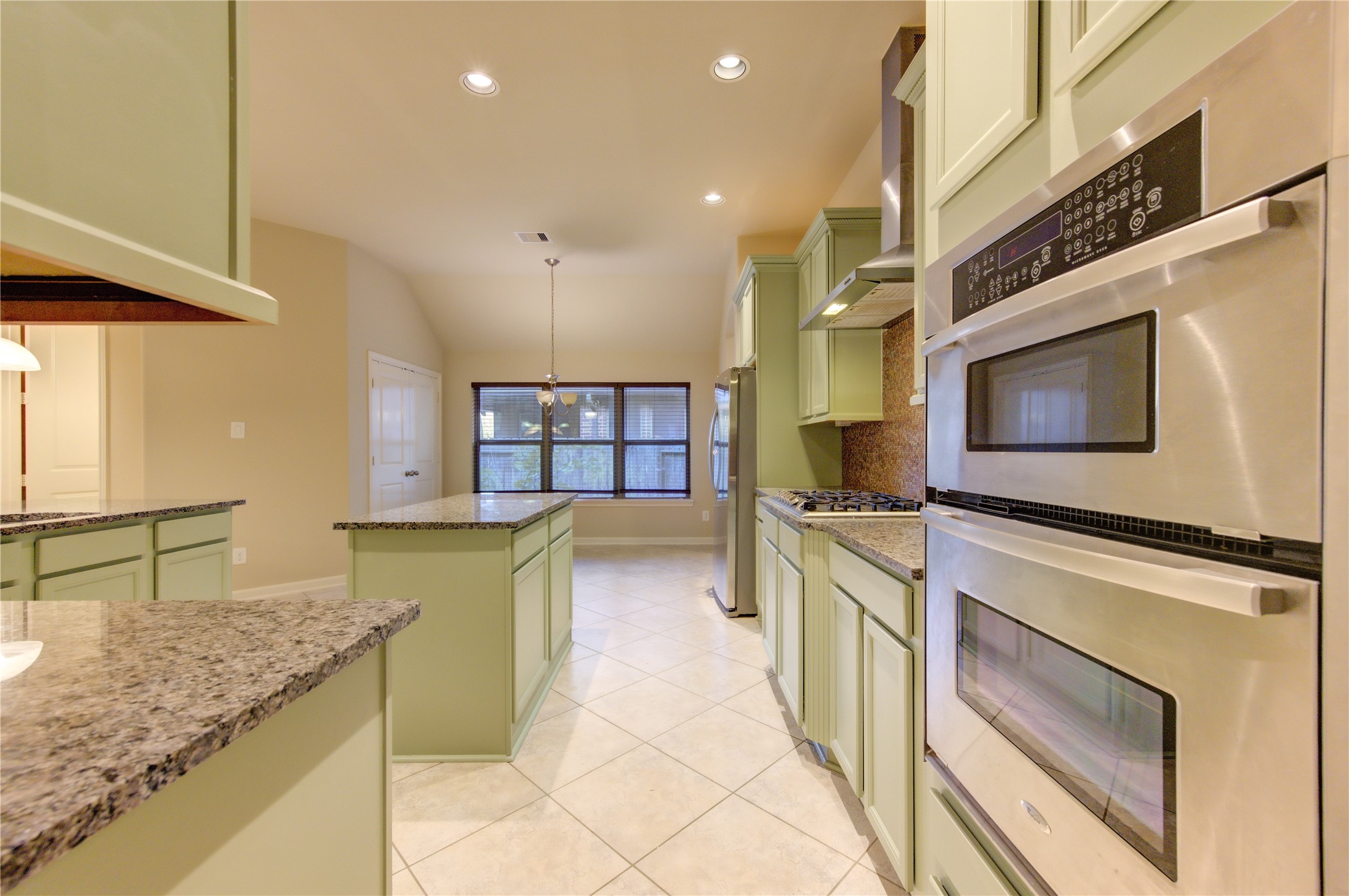 20702 Elderwood Terrace Drive Property Photo 15