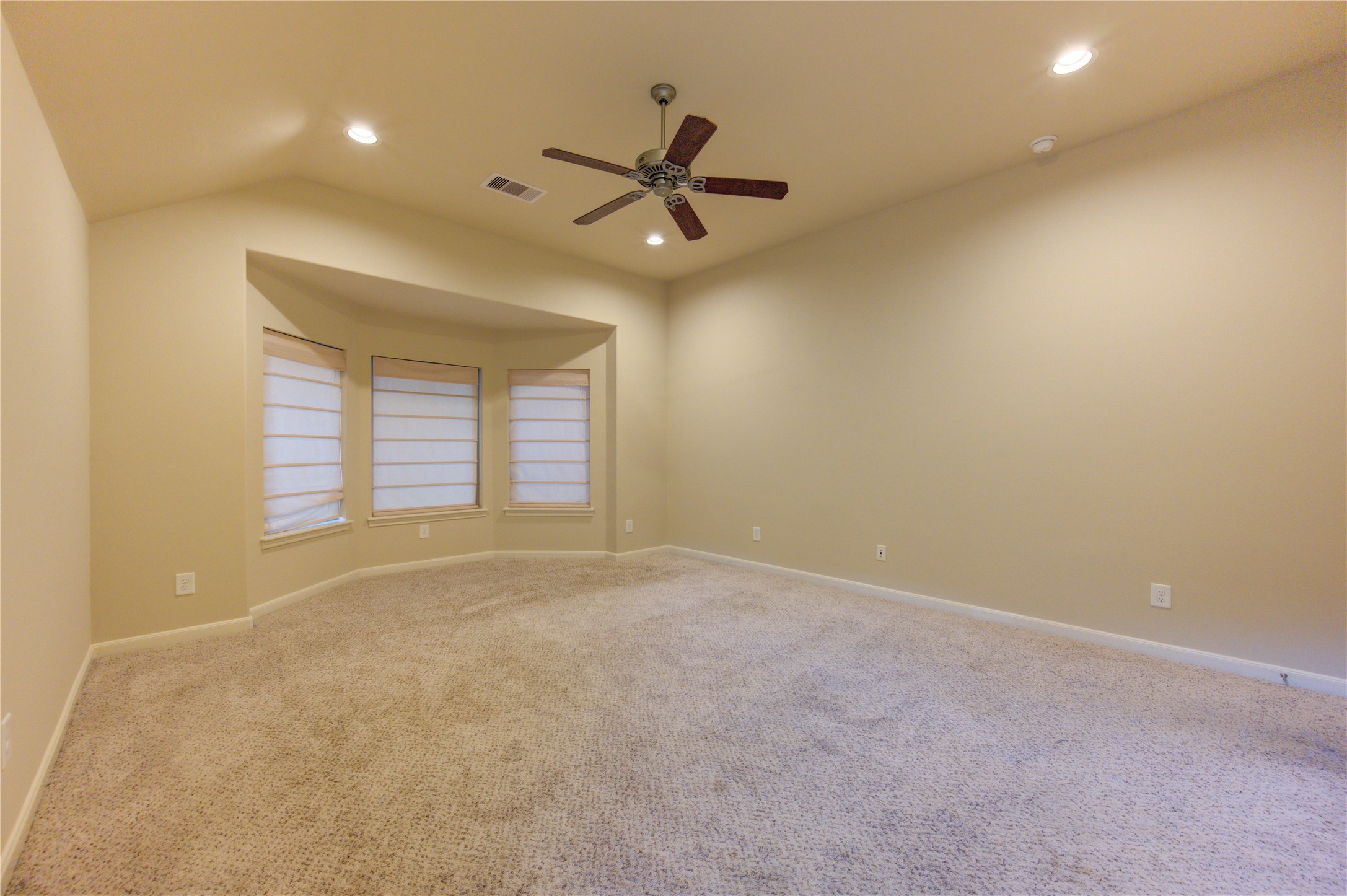 20702 Elderwood Terrace Drive Property Photo 38