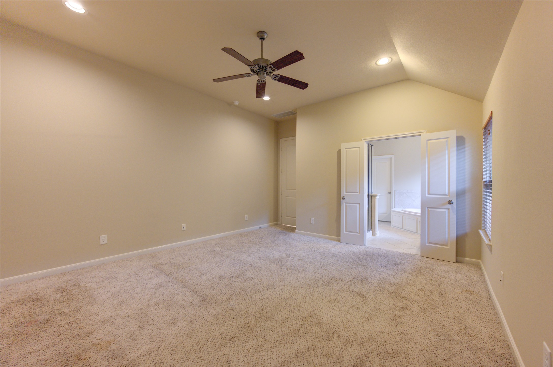 20702 Elderwood Terrace Drive Property Photo 39