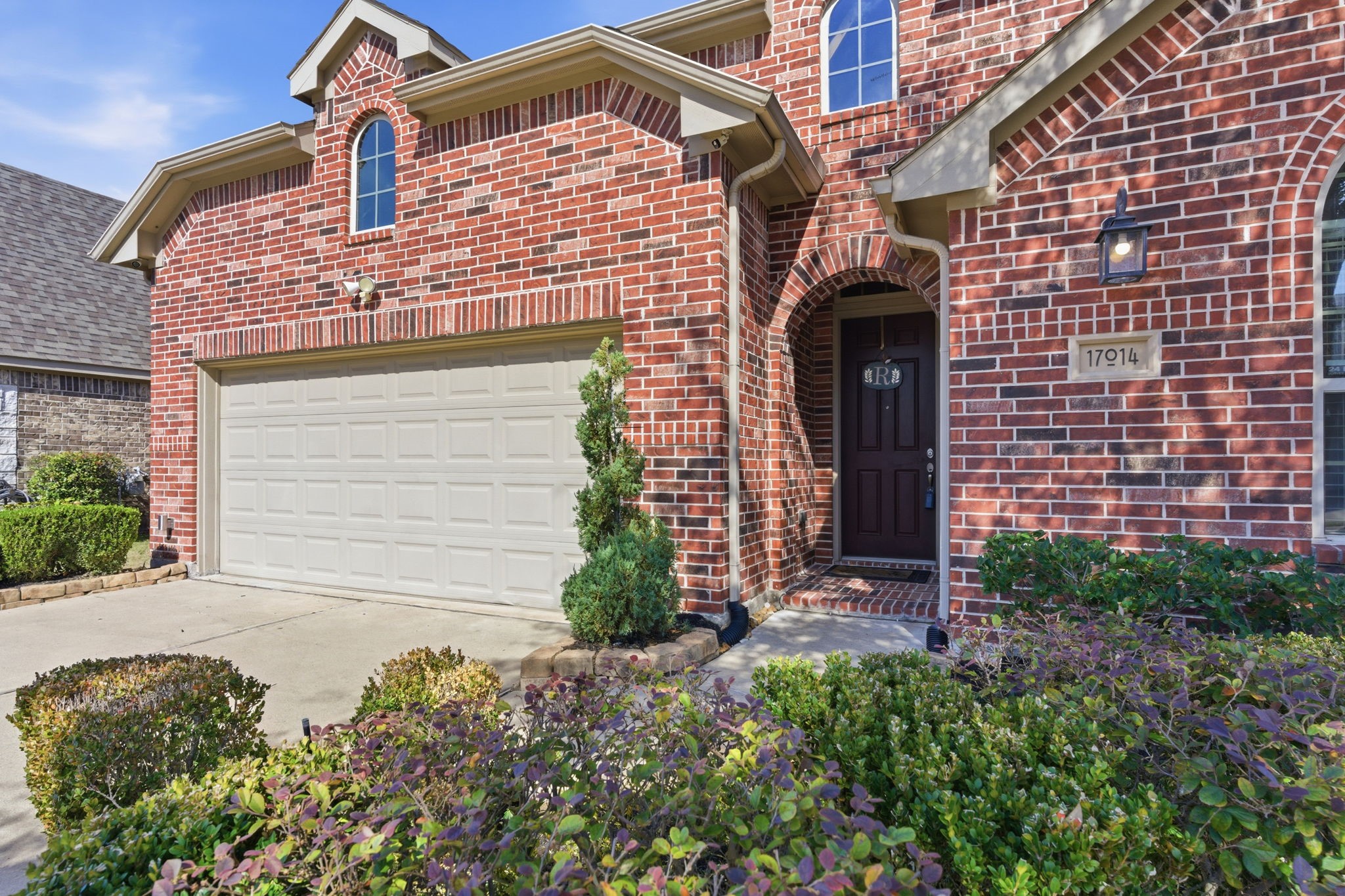 17014 Wellinghoff Court Property Photo 4