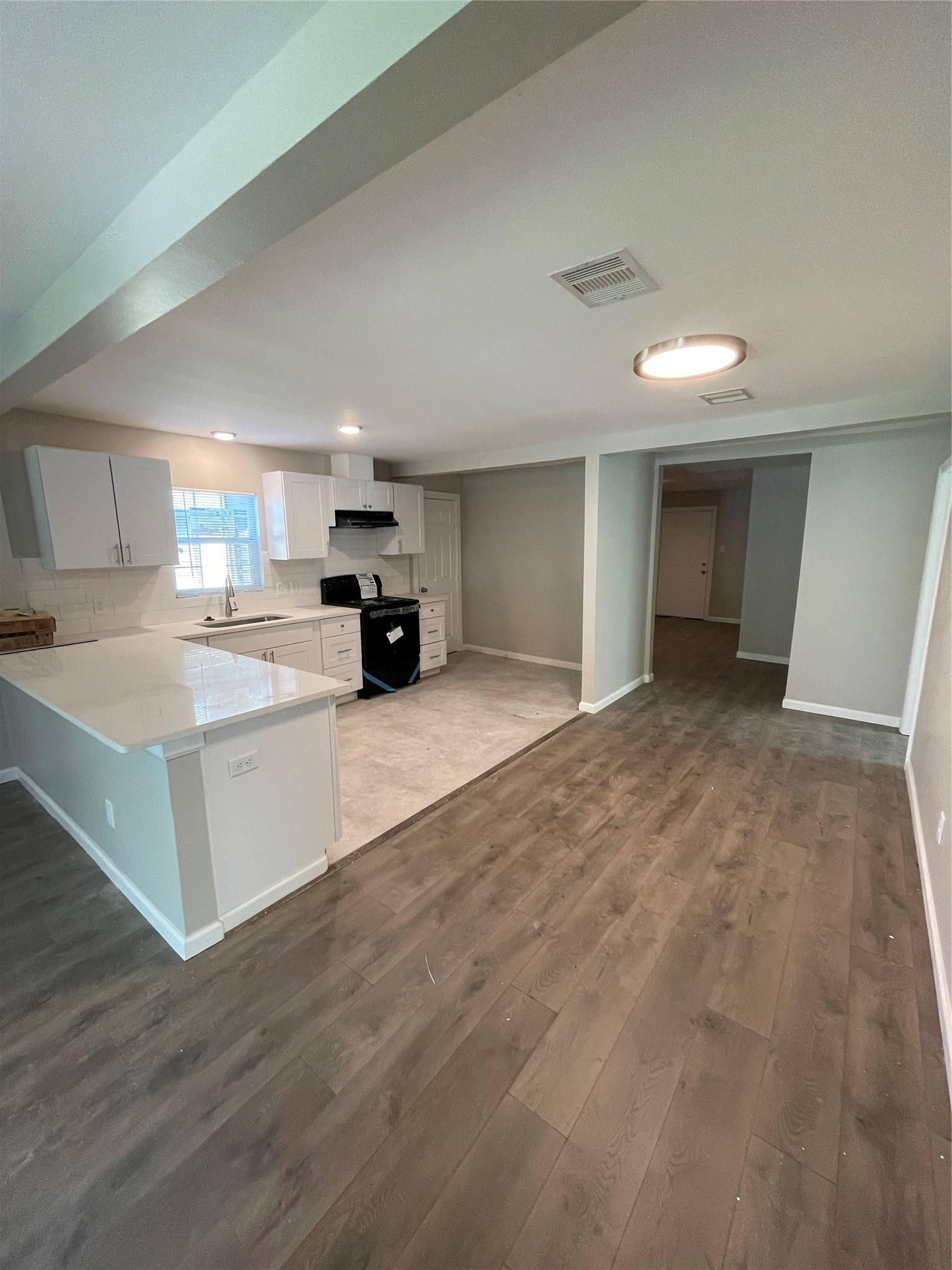 3211 Retta Street Property Photo 1