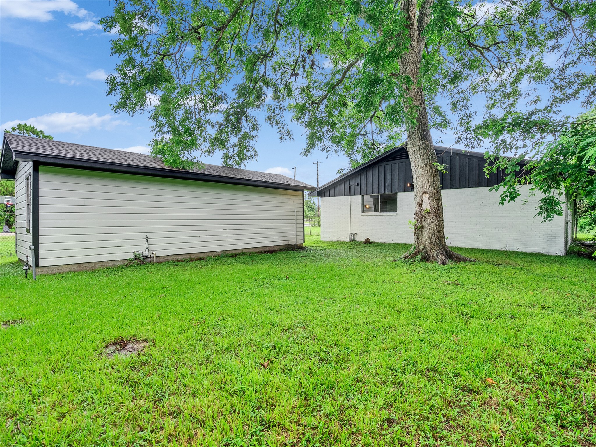 502 N Oak Street Property Photo 28