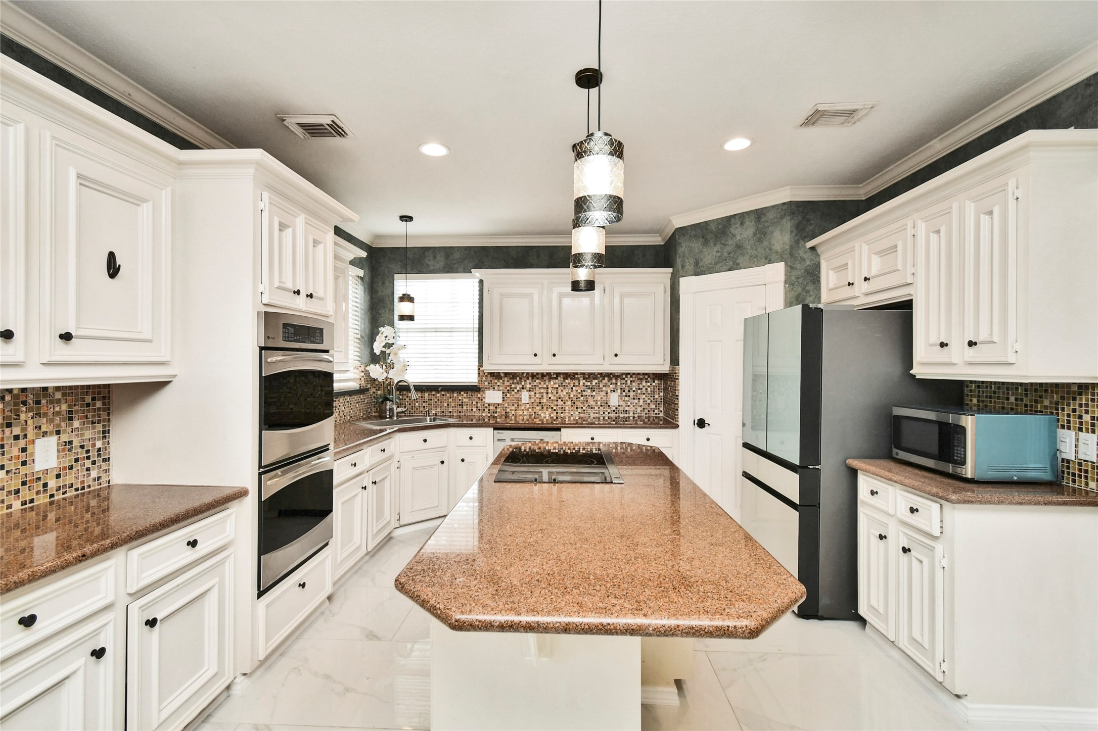 17311 Rothko Lane Property Photo 14