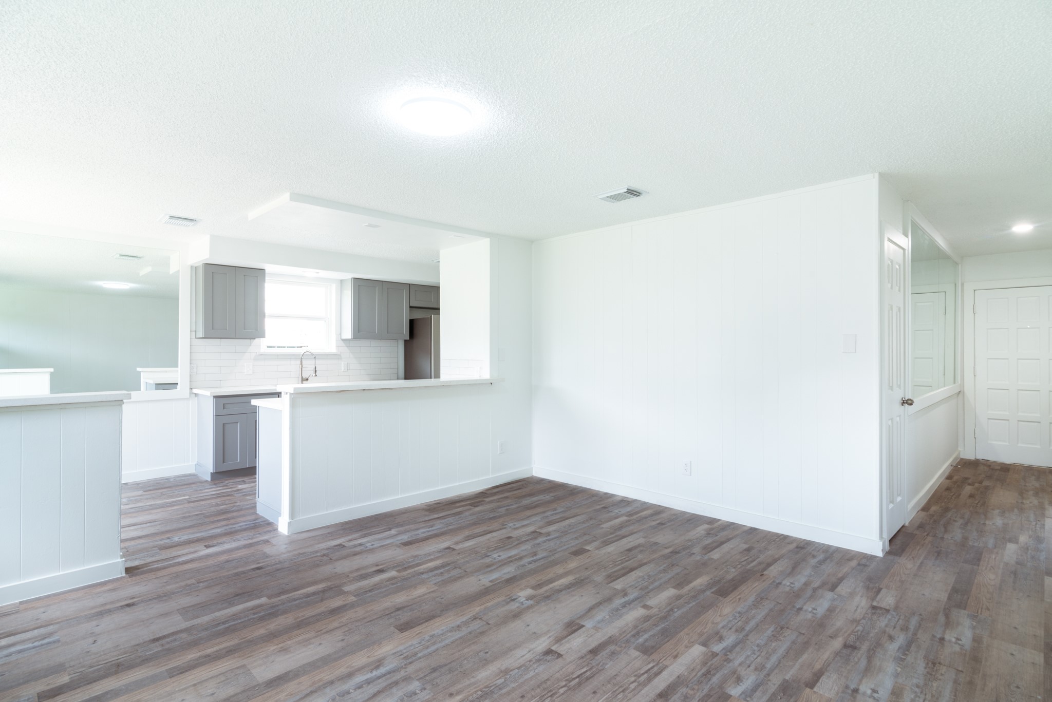 15910 Plagens Lane Property Photo 6