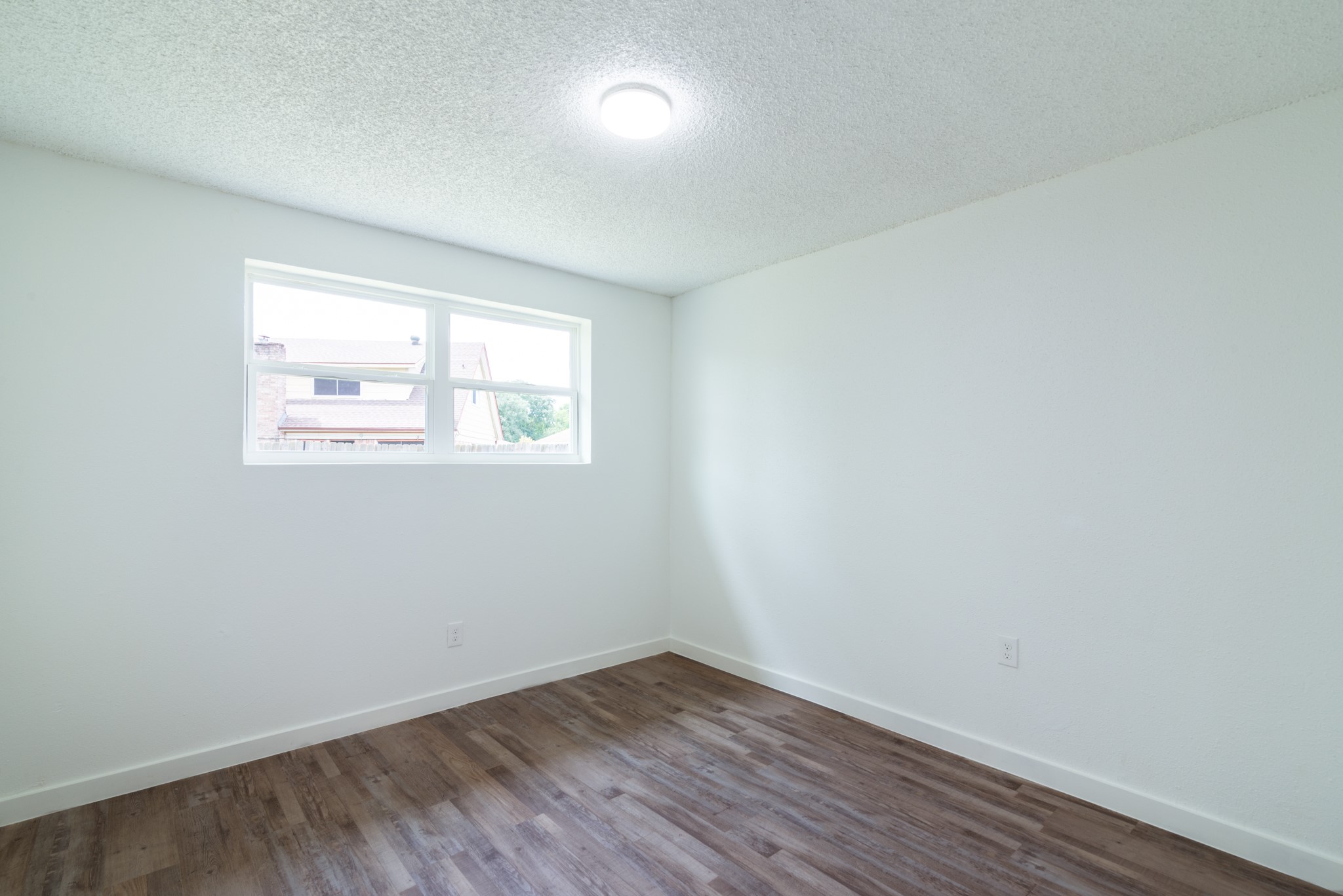 15910 Plagens Lane Property Photo 13