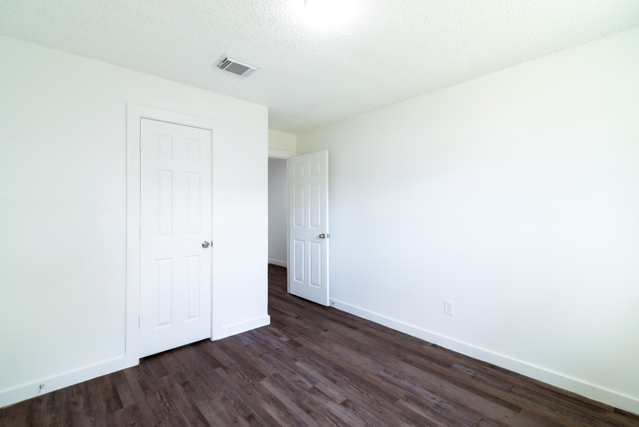 15910 Plagens Lane Property Photo 14