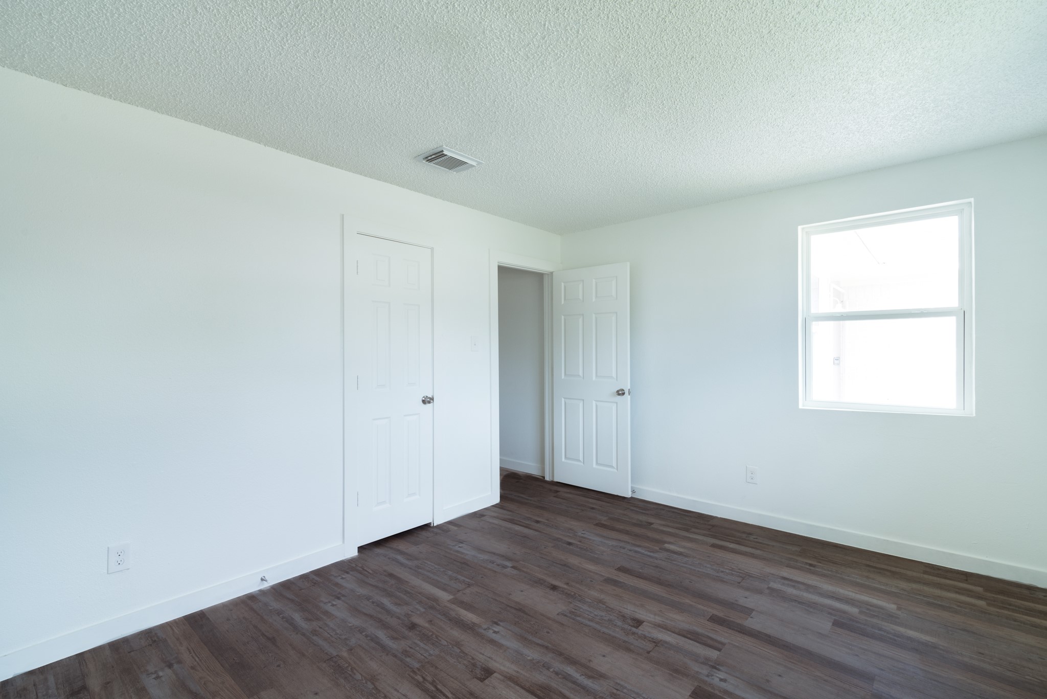 15910 Plagens Lane Property Photo 23