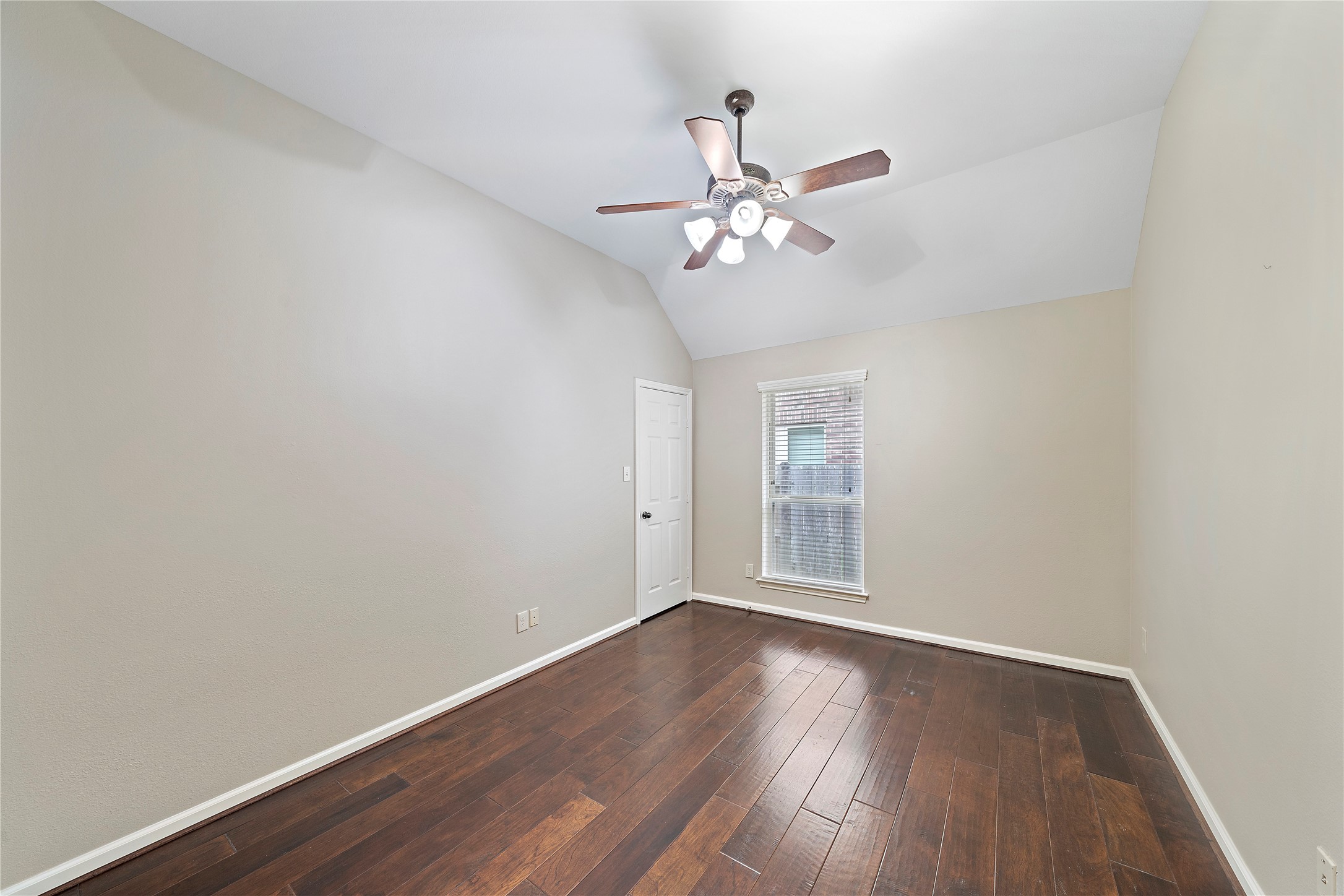4419 Morning Cloud Lane Property Photo 25