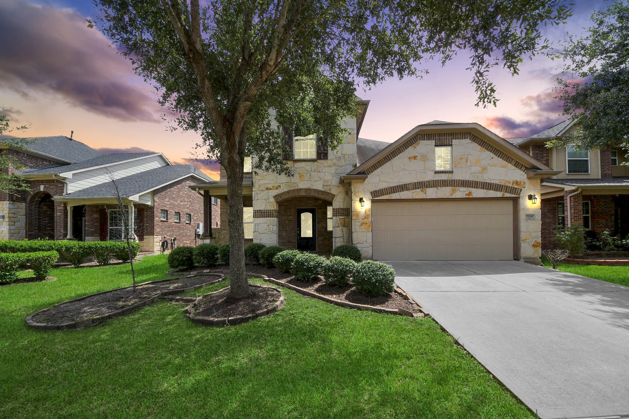 7214 Baitland Drive Property Photo 1