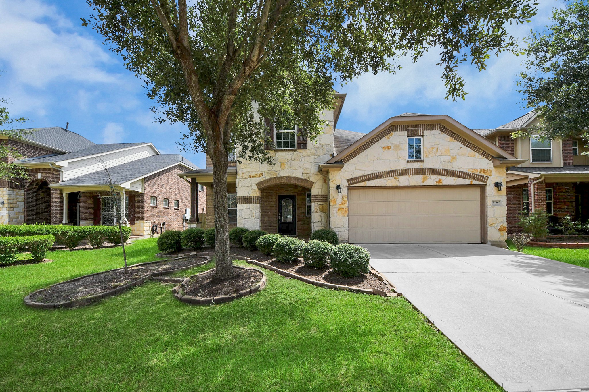 7214 Baitland Drive Property Photo 3