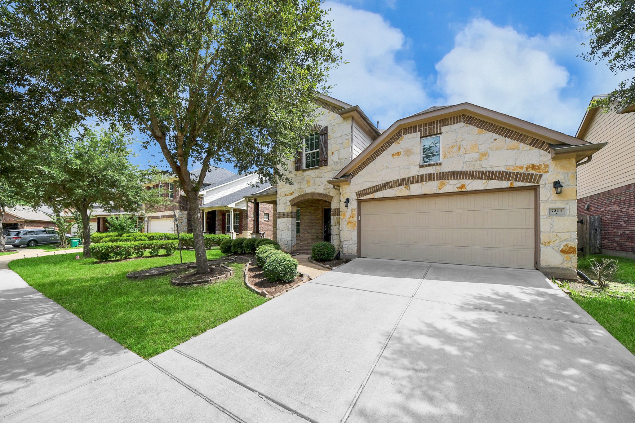 7214 Baitland Drive Property Photo 4
