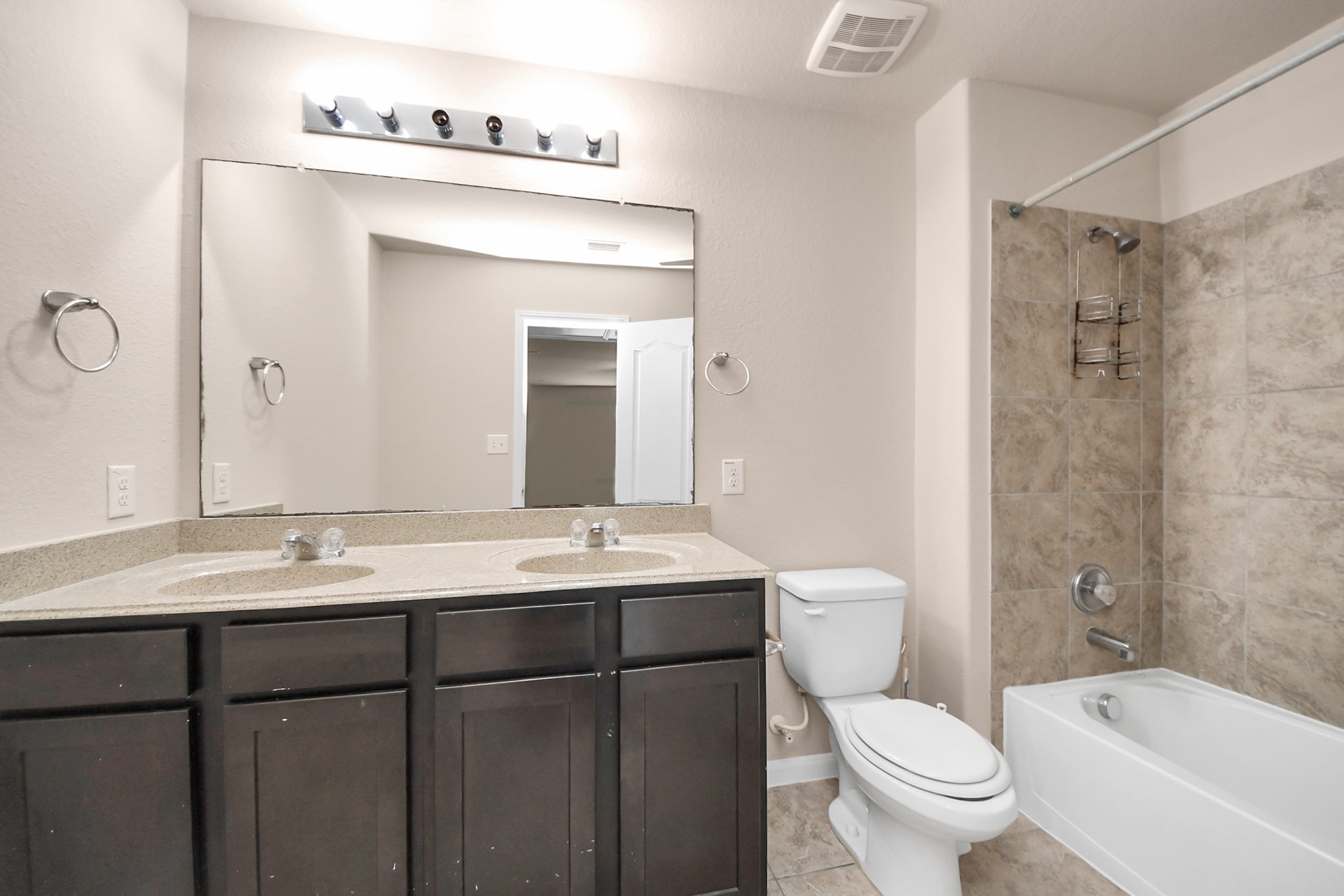 7214 Baitland Drive Property Photo 33