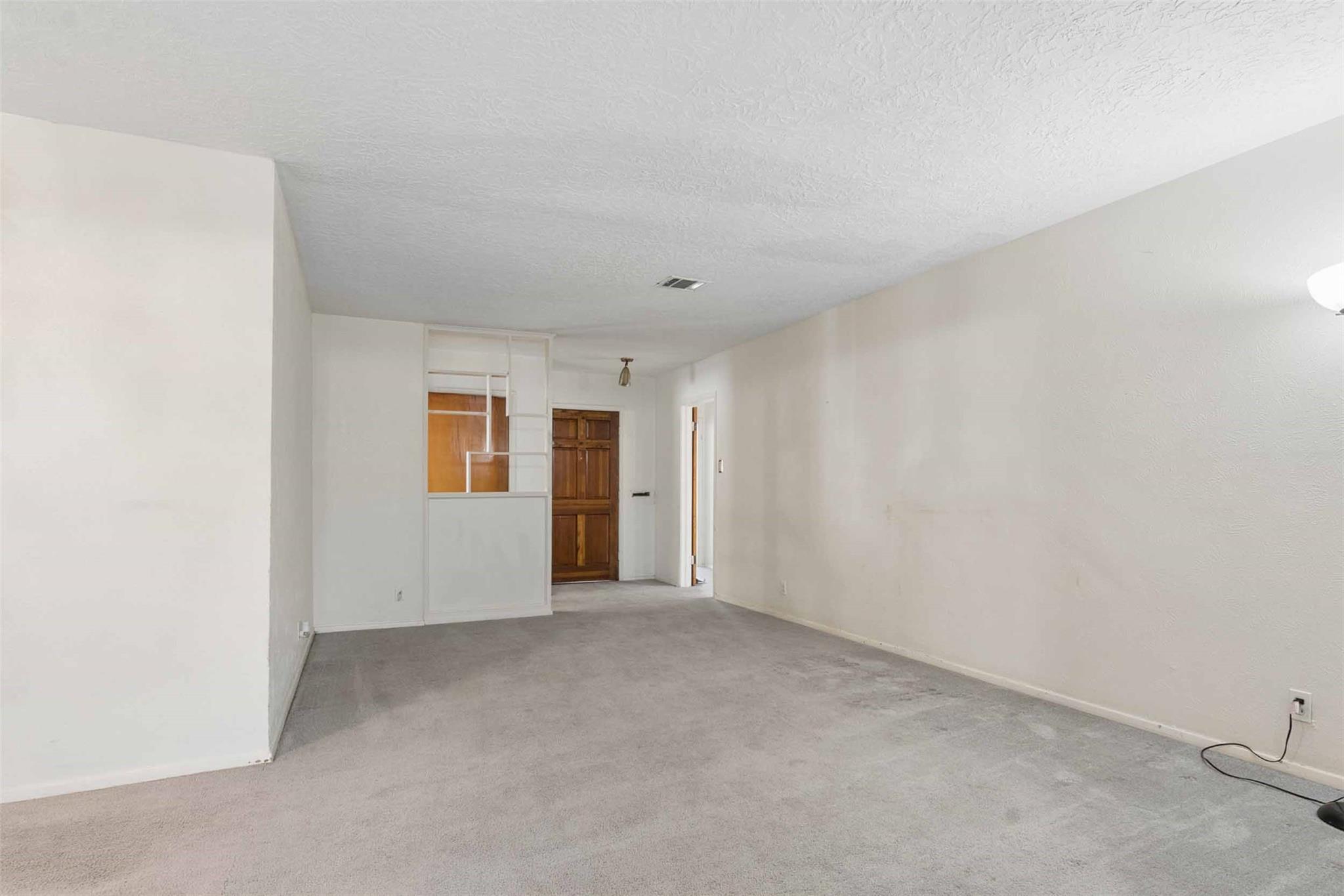 5310 Newkirk Lane Property Photo 9