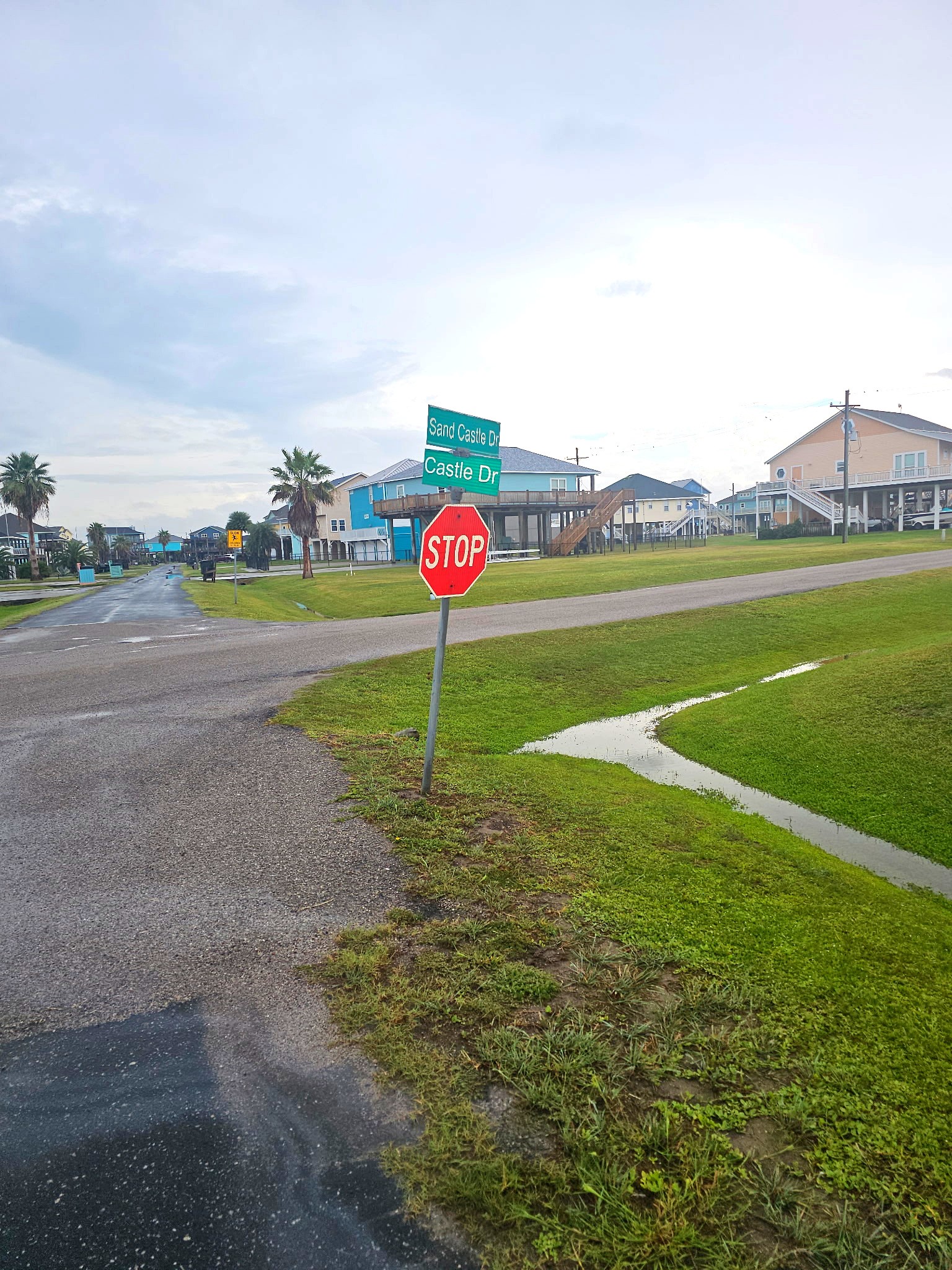 3181 Castle Drive Property Photo 4
