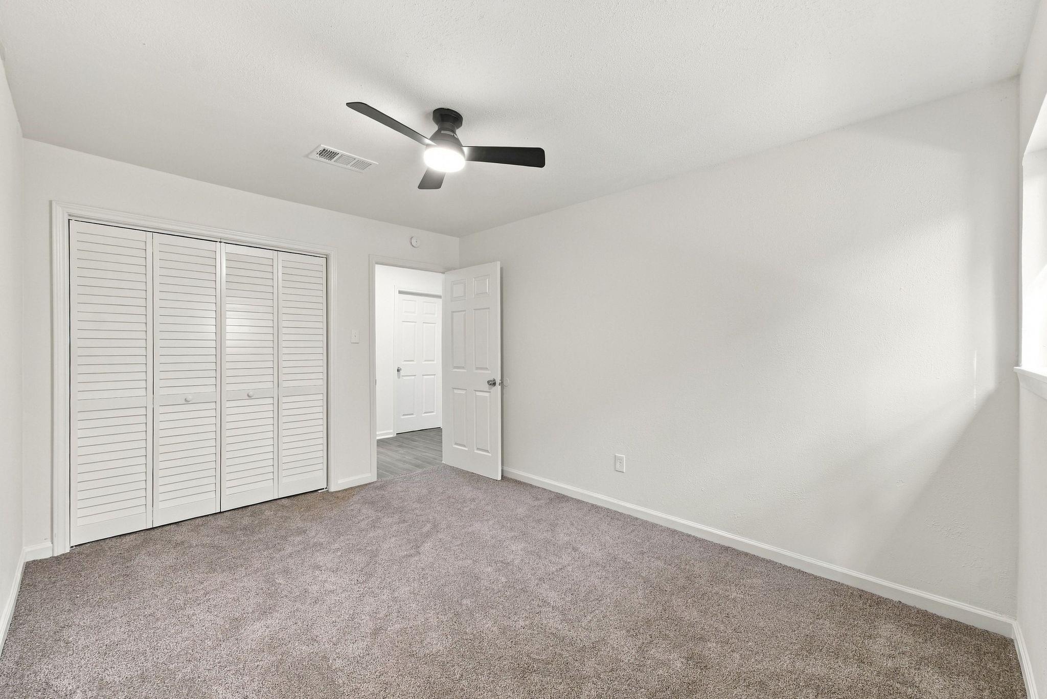 2526 Rambling Brook Drive Property Photo 10