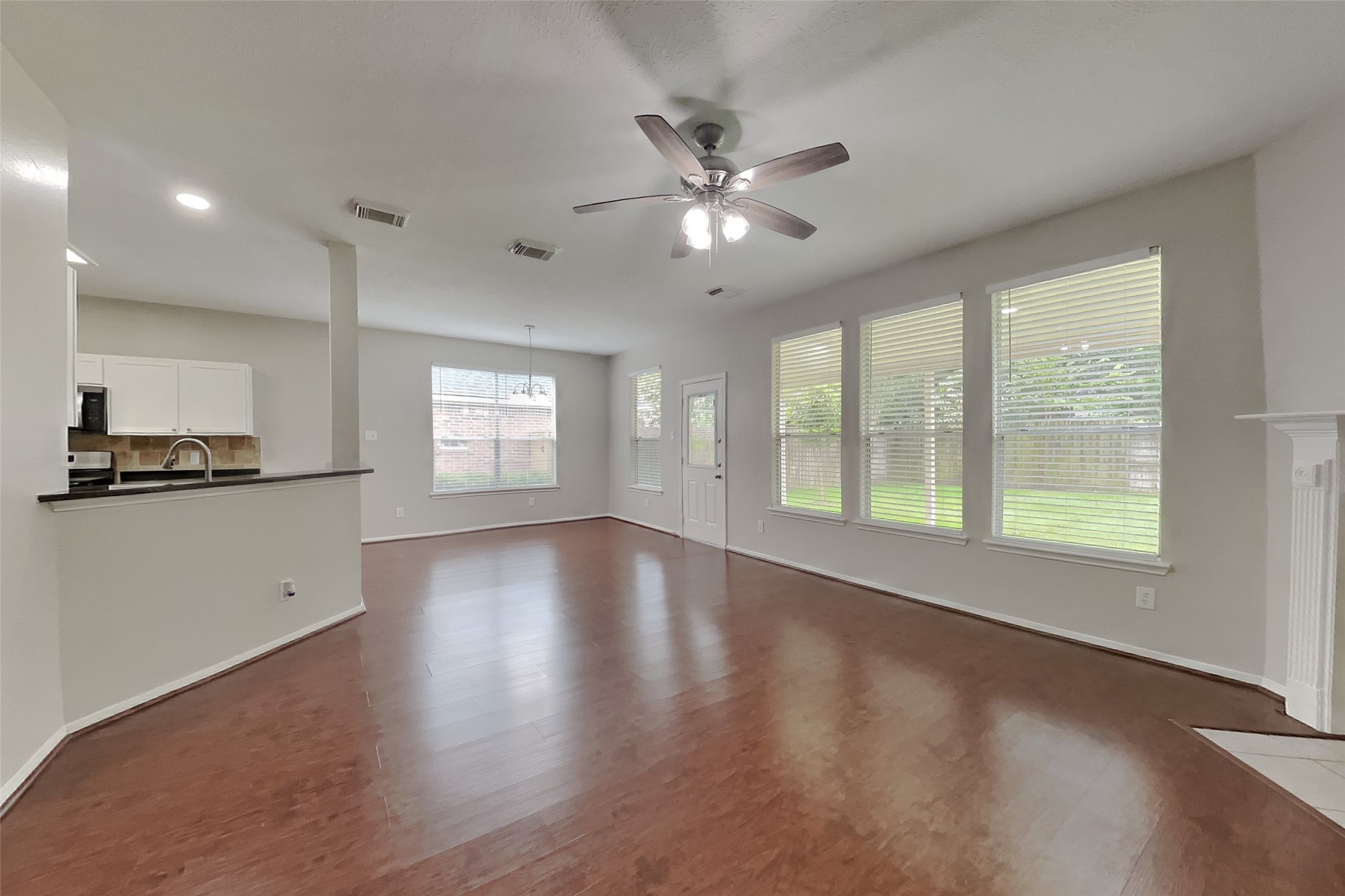 619 Bending Bough Drive Property Photo 3