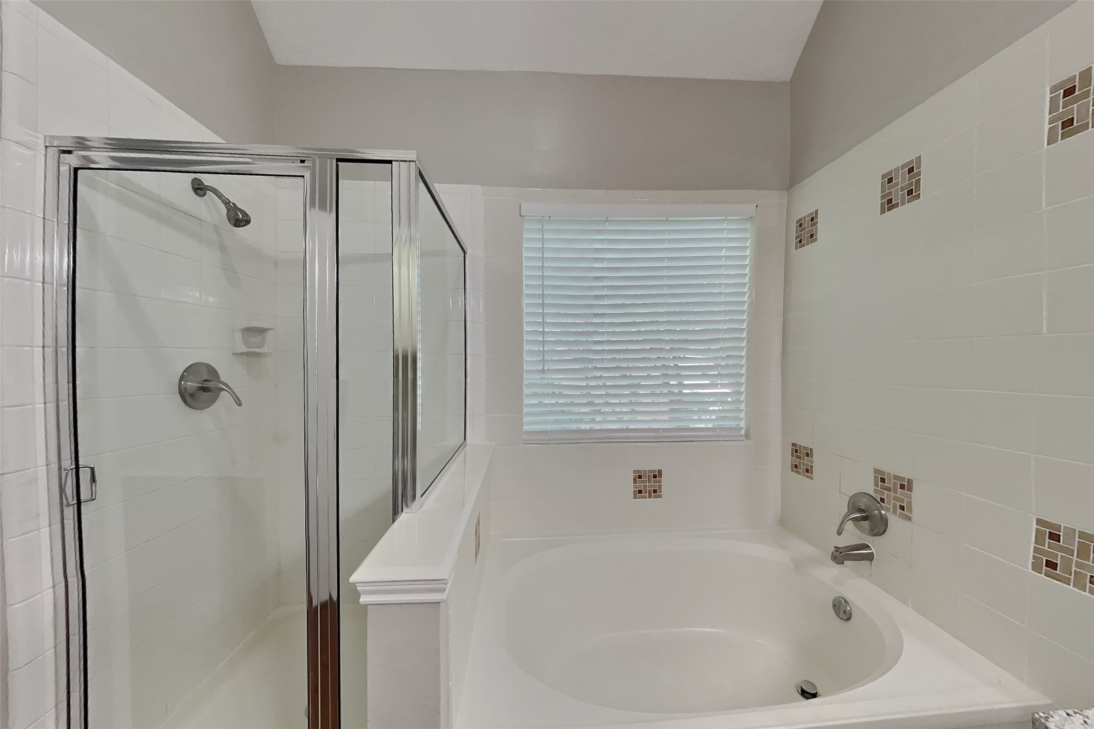 619 Bending Bough Drive Property Photo 10