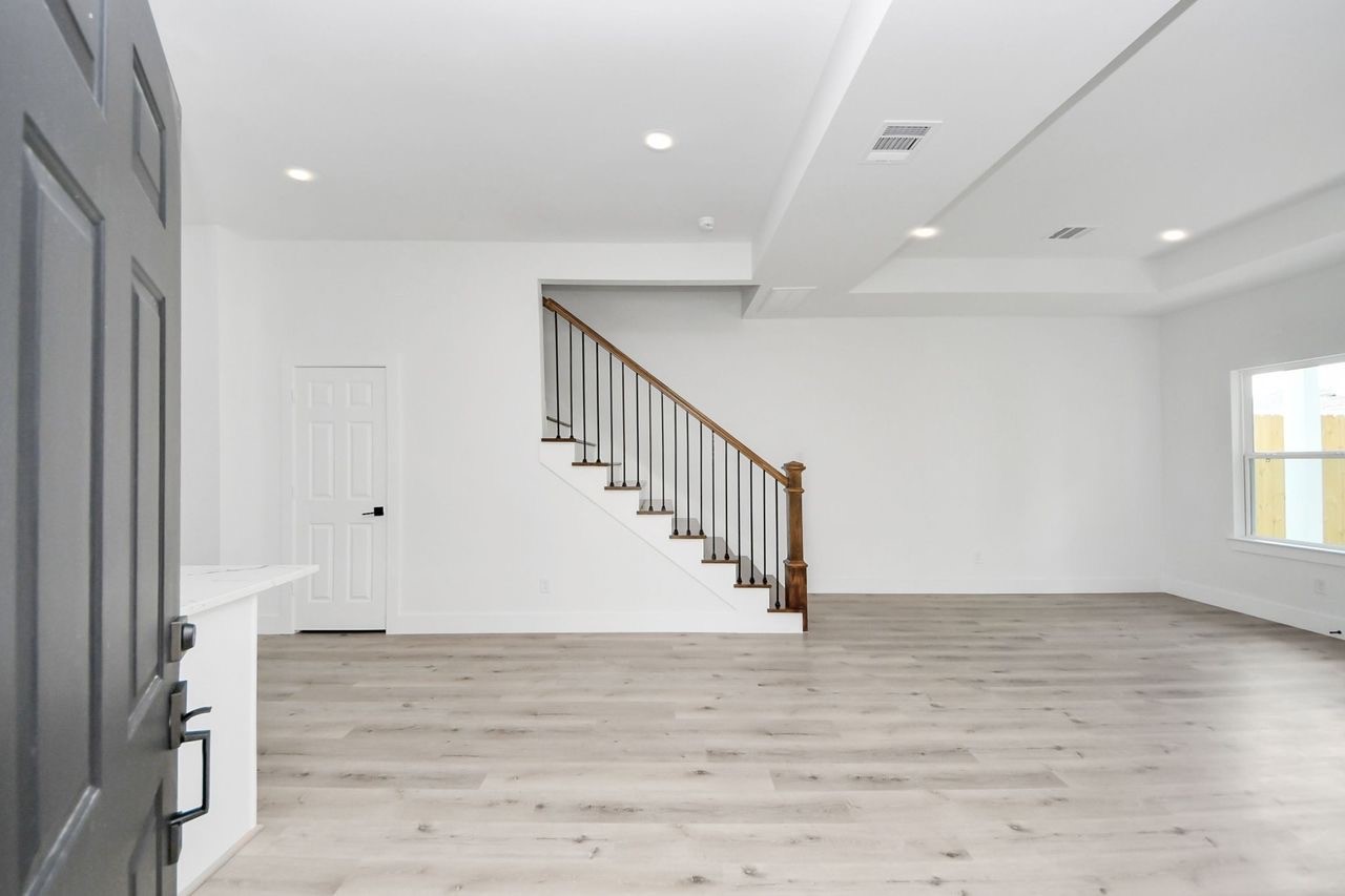 4411 Mallow Street Property Photo 2