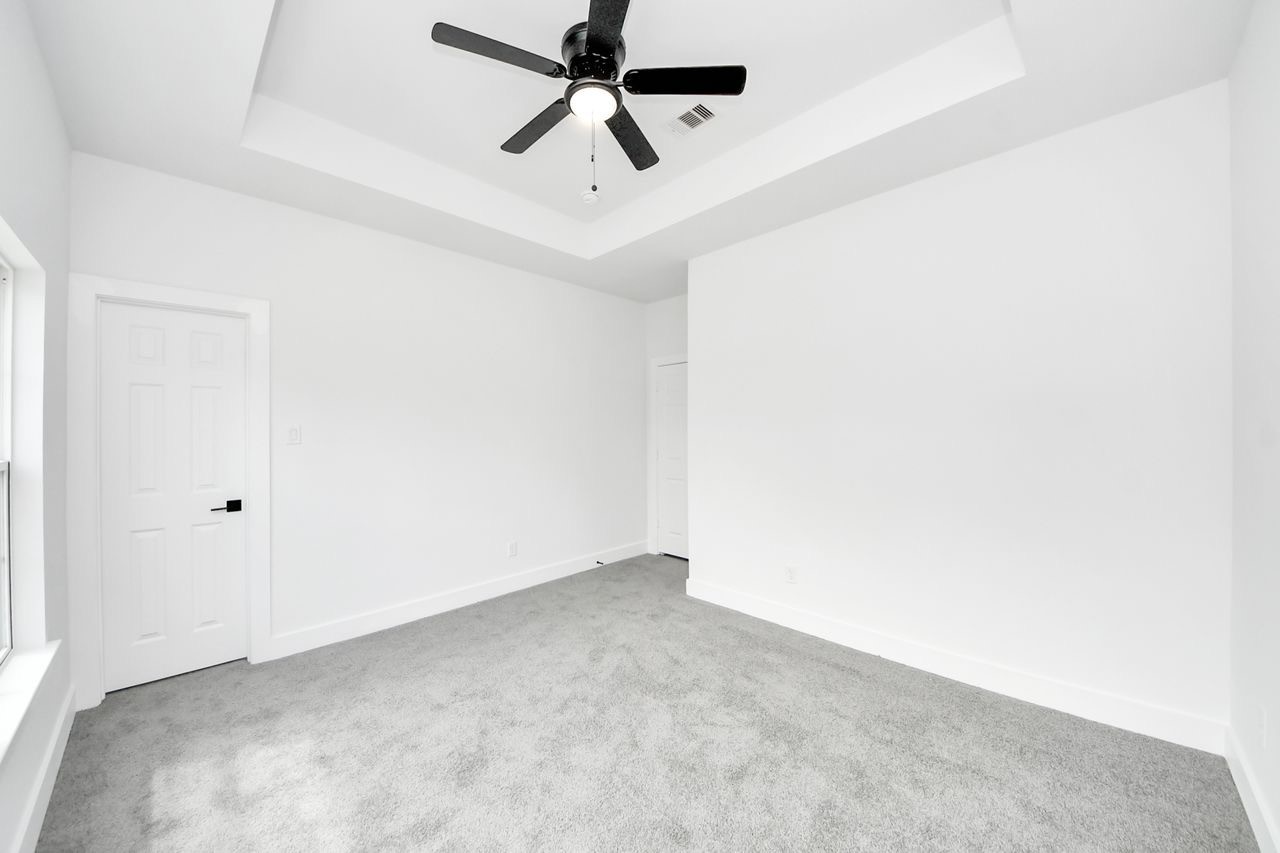 4411 Mallow Street Property Photo 13