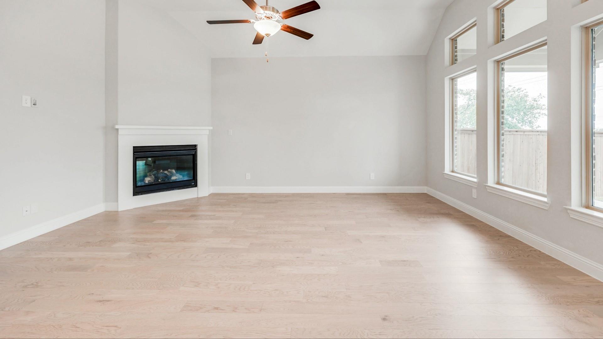 18818 Eastwood Ridge Court, Crosby Tx 77532 Property Photo 5