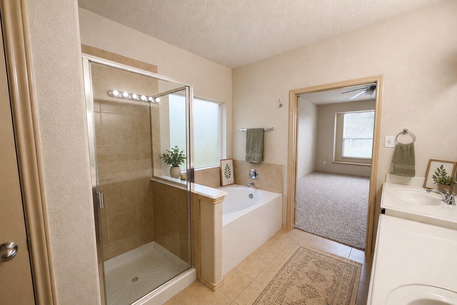 11922 Harristown Dr Property Photo 15