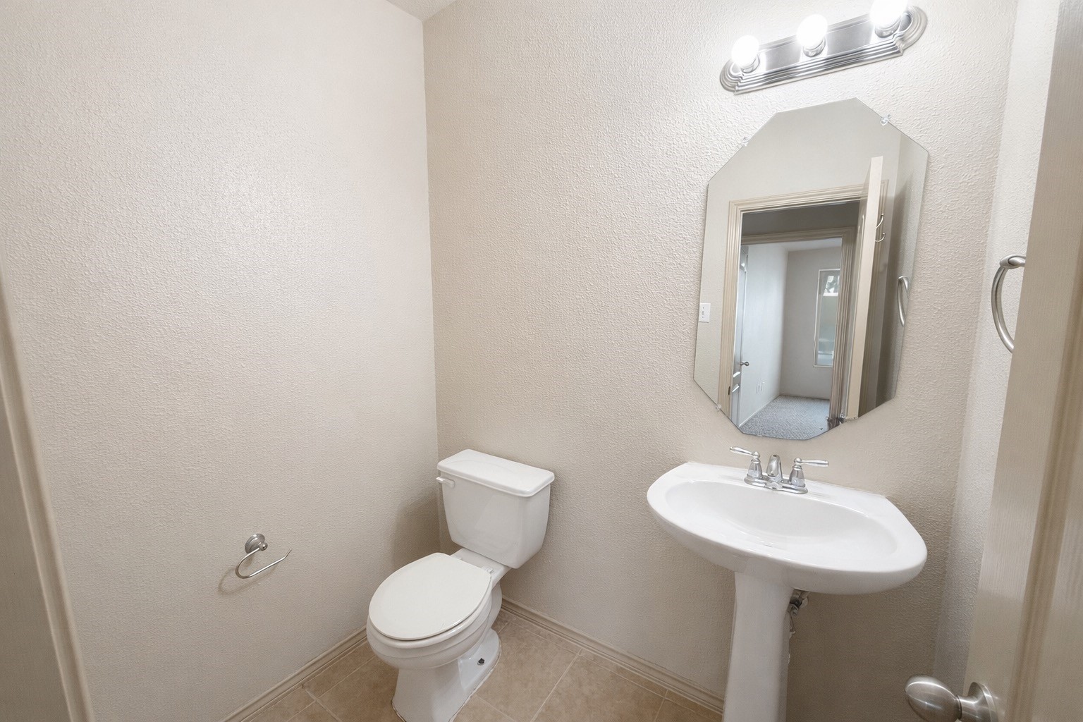 11922 Harristown Dr Property Photo 18