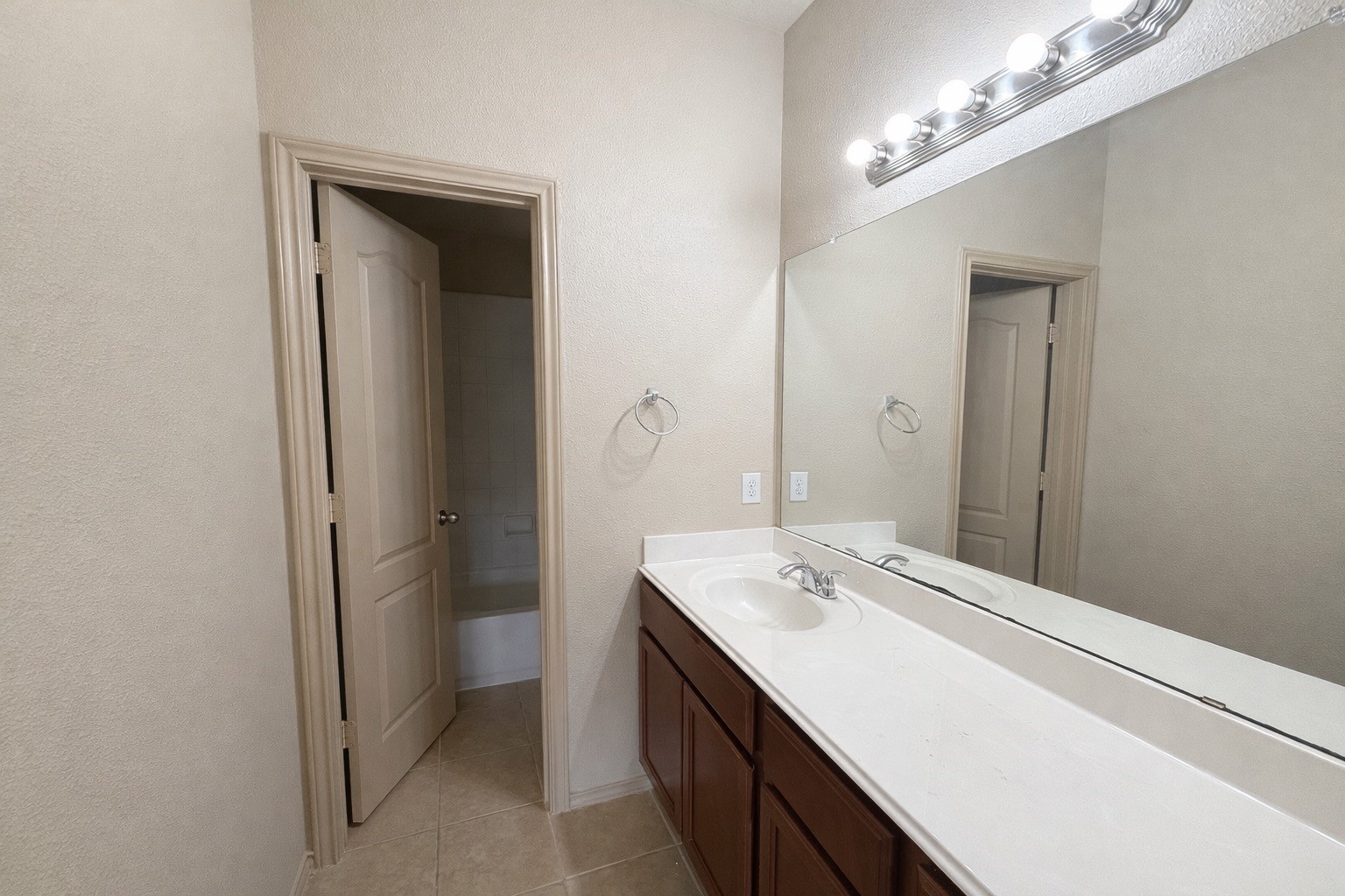 11922 Harristown Dr Property Photo 25