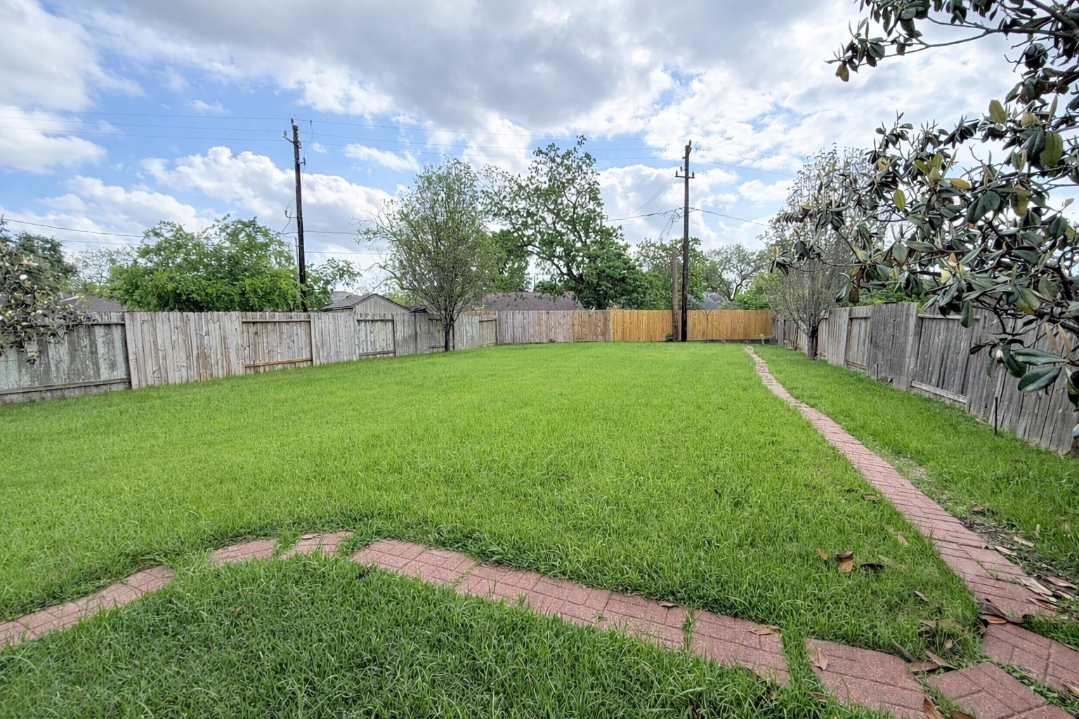 11922 Harristown Dr Property Photo 29