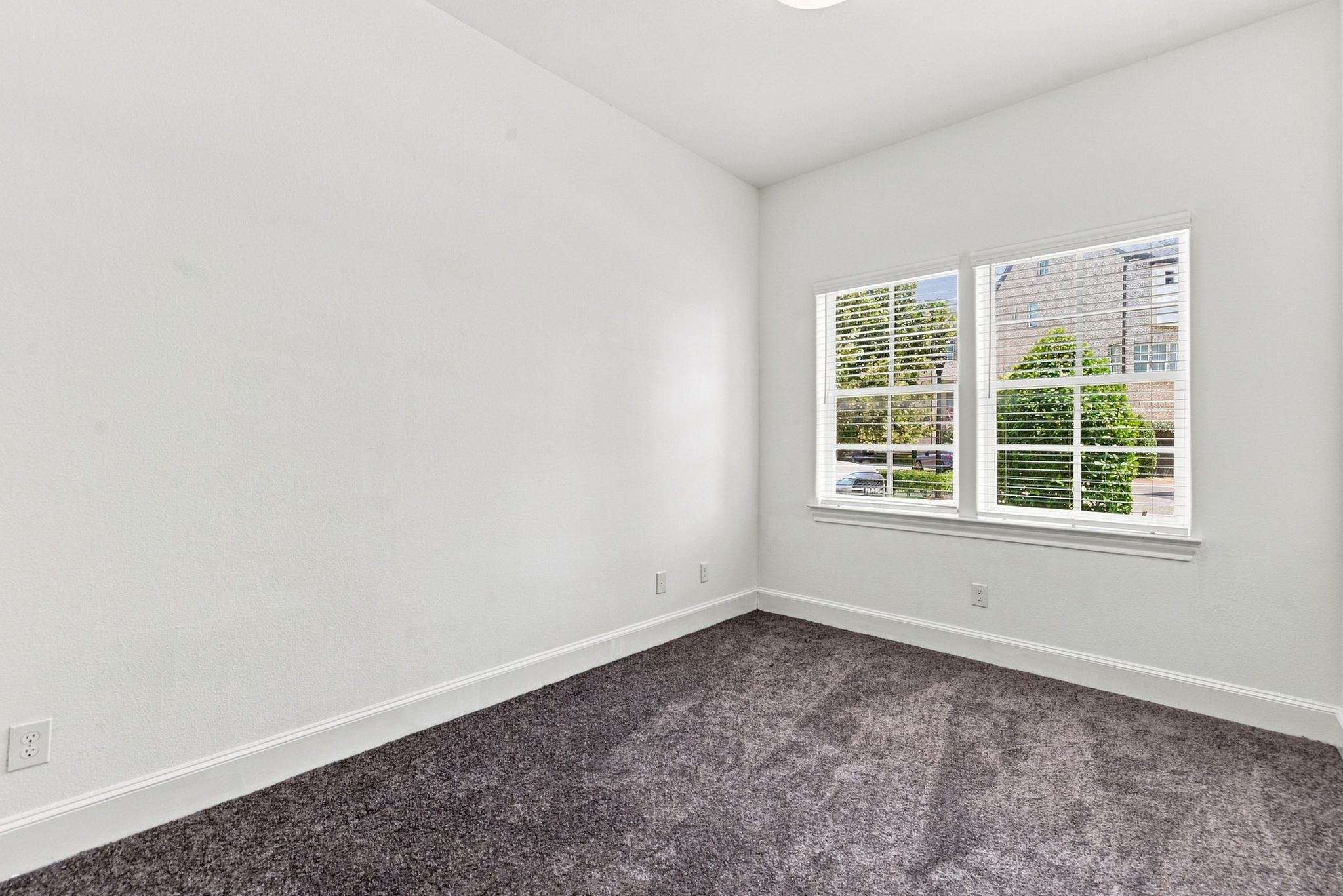 9538 London Bridge Station Property Photo 7