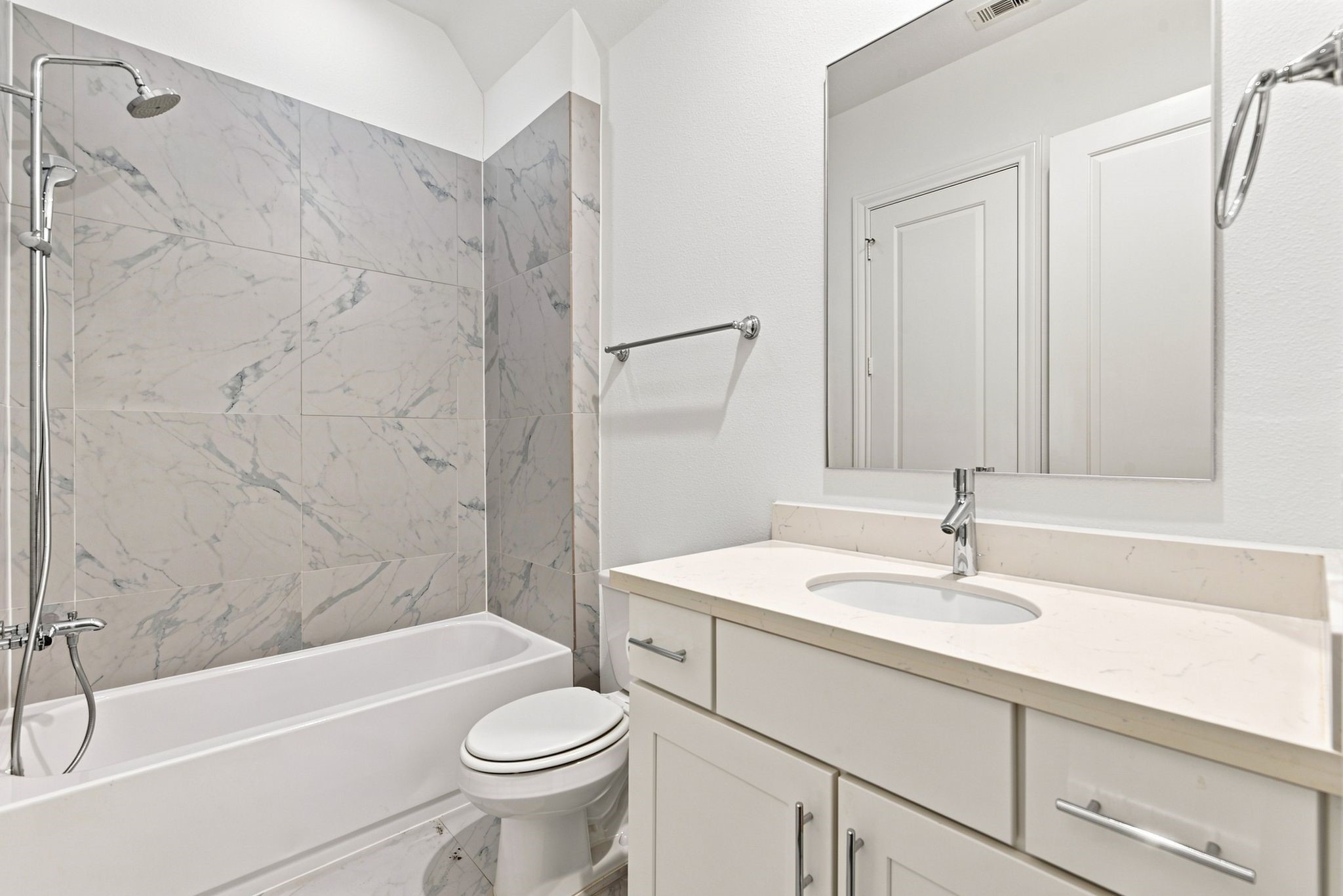 9538 London Bridge Station Property Photo 32
