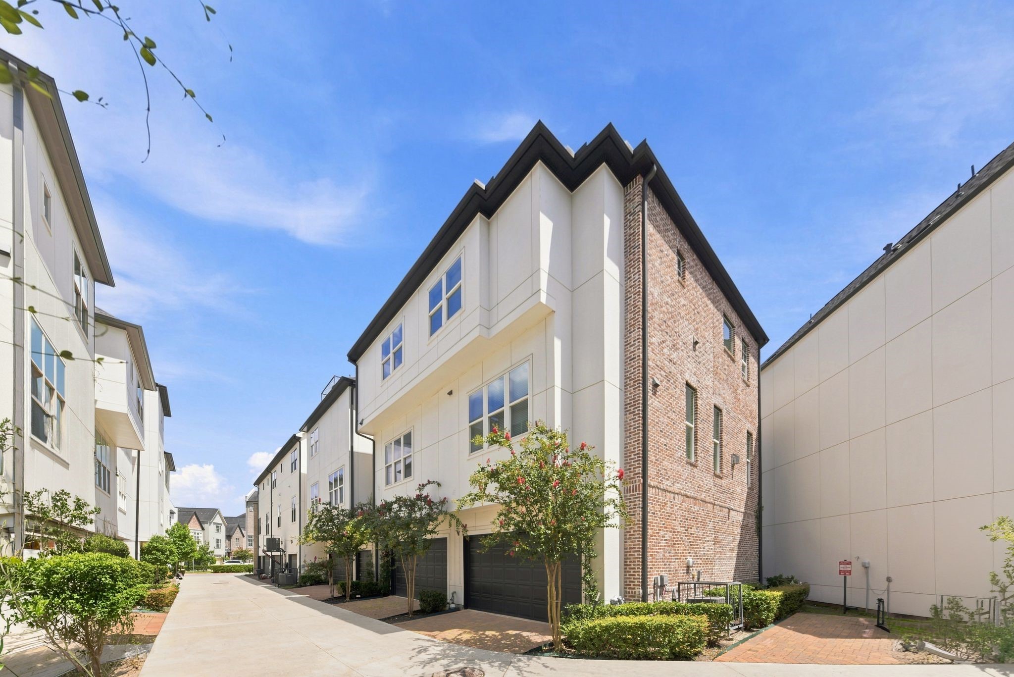 9538 London Bridge Station Property Photo 34