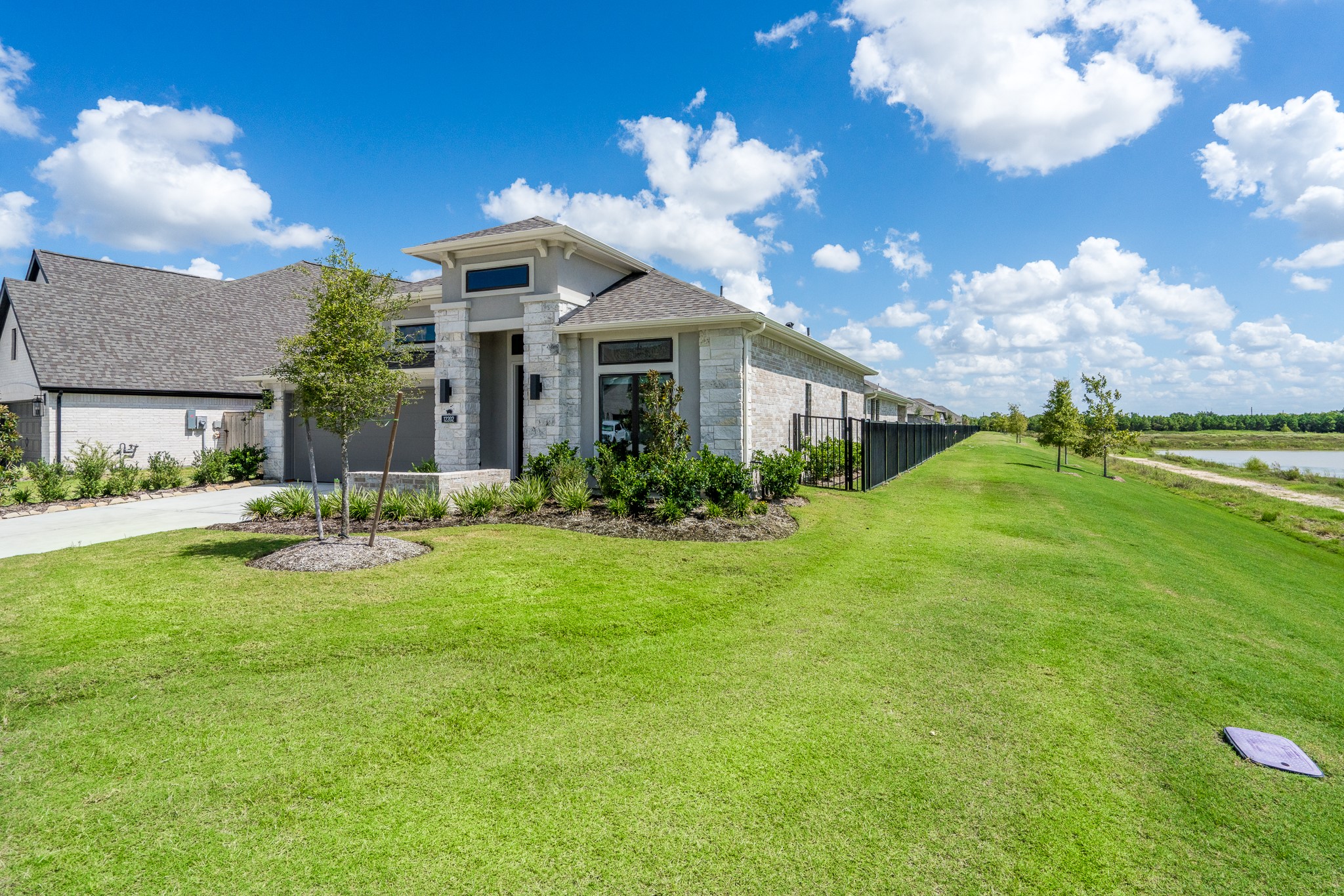 12202 Big Pine Creek Drive Property Photo 4