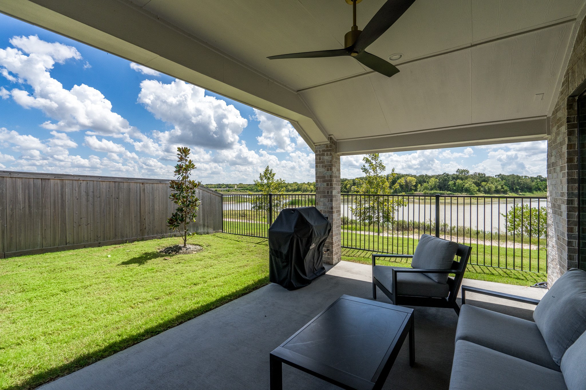 12202 Big Pine Creek Drive Property Photo 5