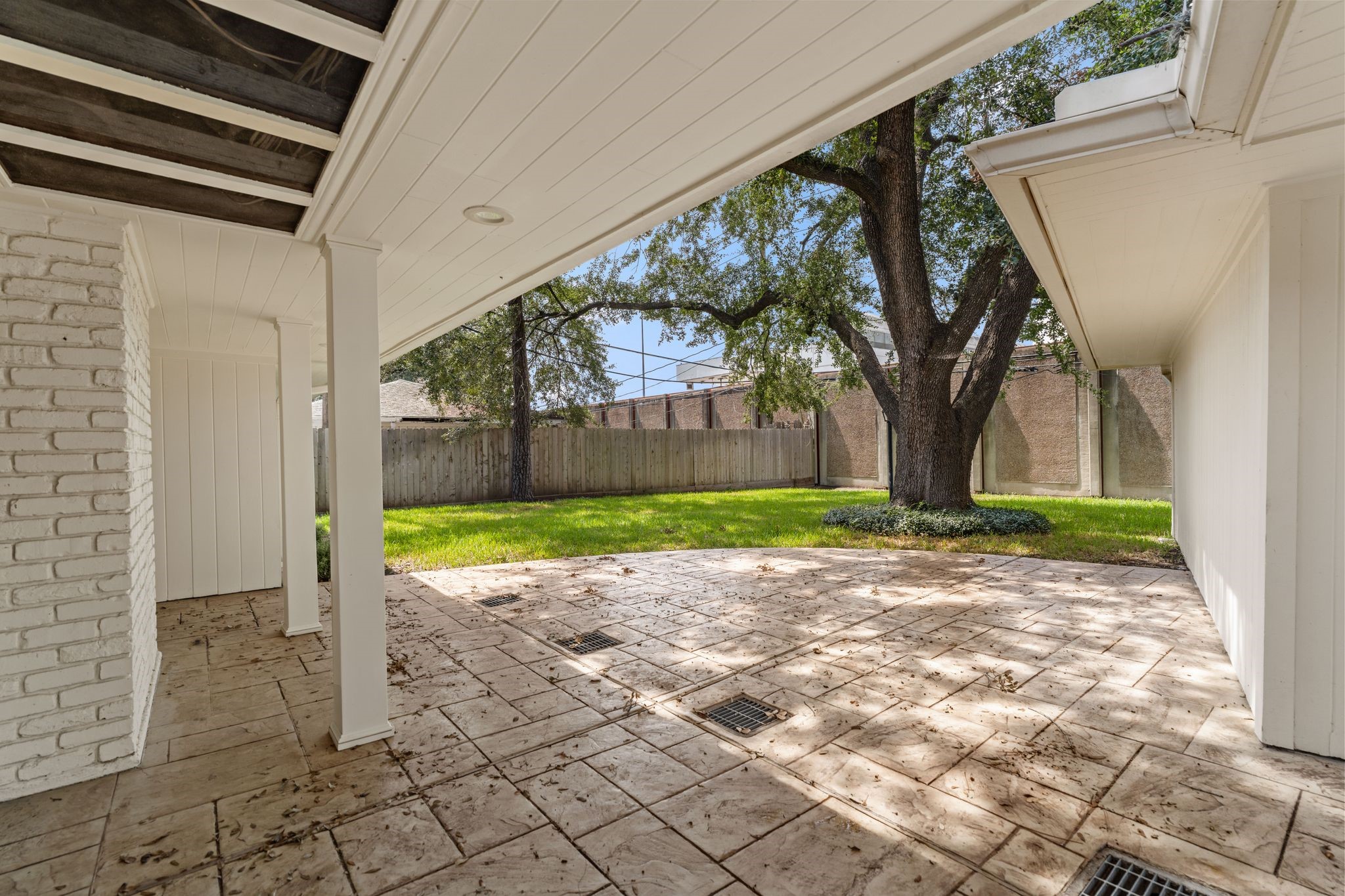 506 Briar Hill Drive Property Photo 31